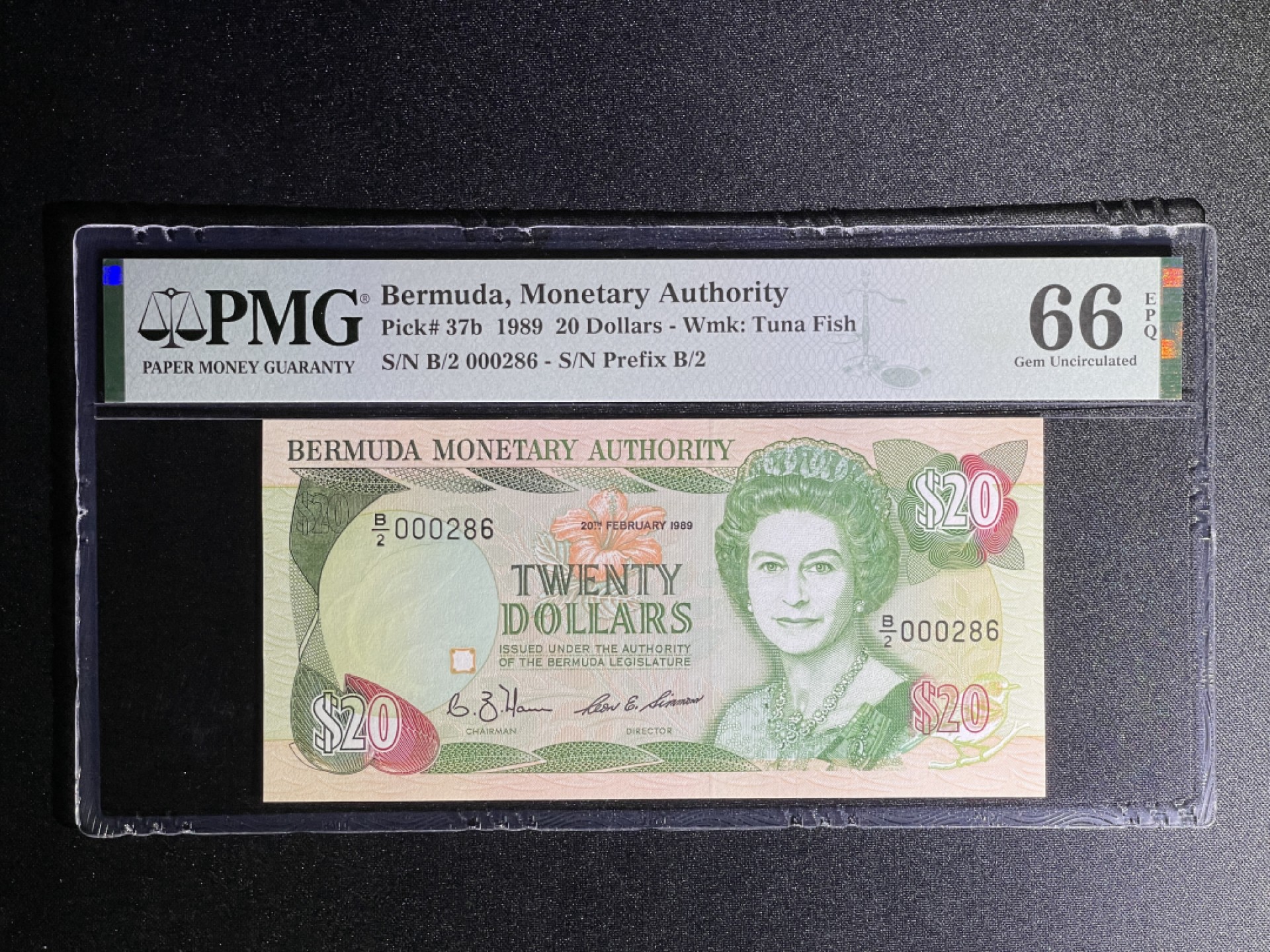 《张总收藏》70期——外币精品 百慕大20元 PMG66E 1989年 女王 百位小号 无47