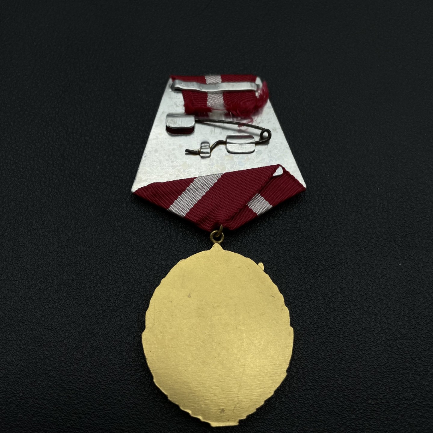 勋章奖章交易所8月27日群拍  保加利亚劳动红旗勋章