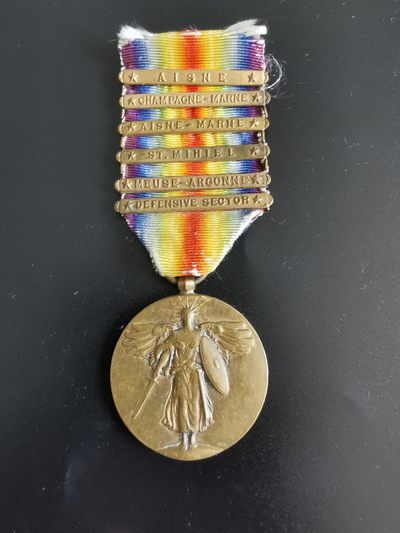 盛世勋华——号角文化勋章专场拍卖第45期 - 美国一战胜利奖章 少见6条版 授予一战在法国前线的美军