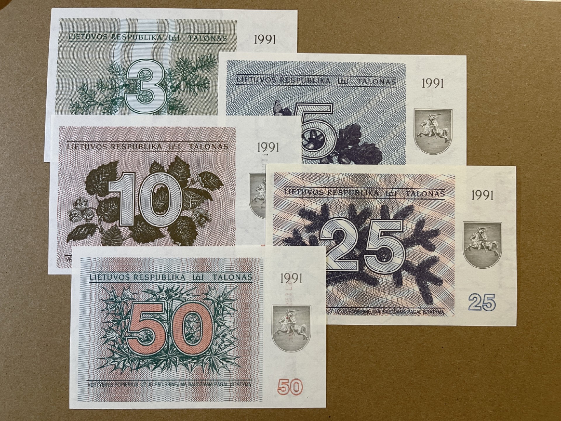 《张总收藏》70期——外币精品 立陶宛3-50元5张 UNC 1991年动物版 大尺寸版本