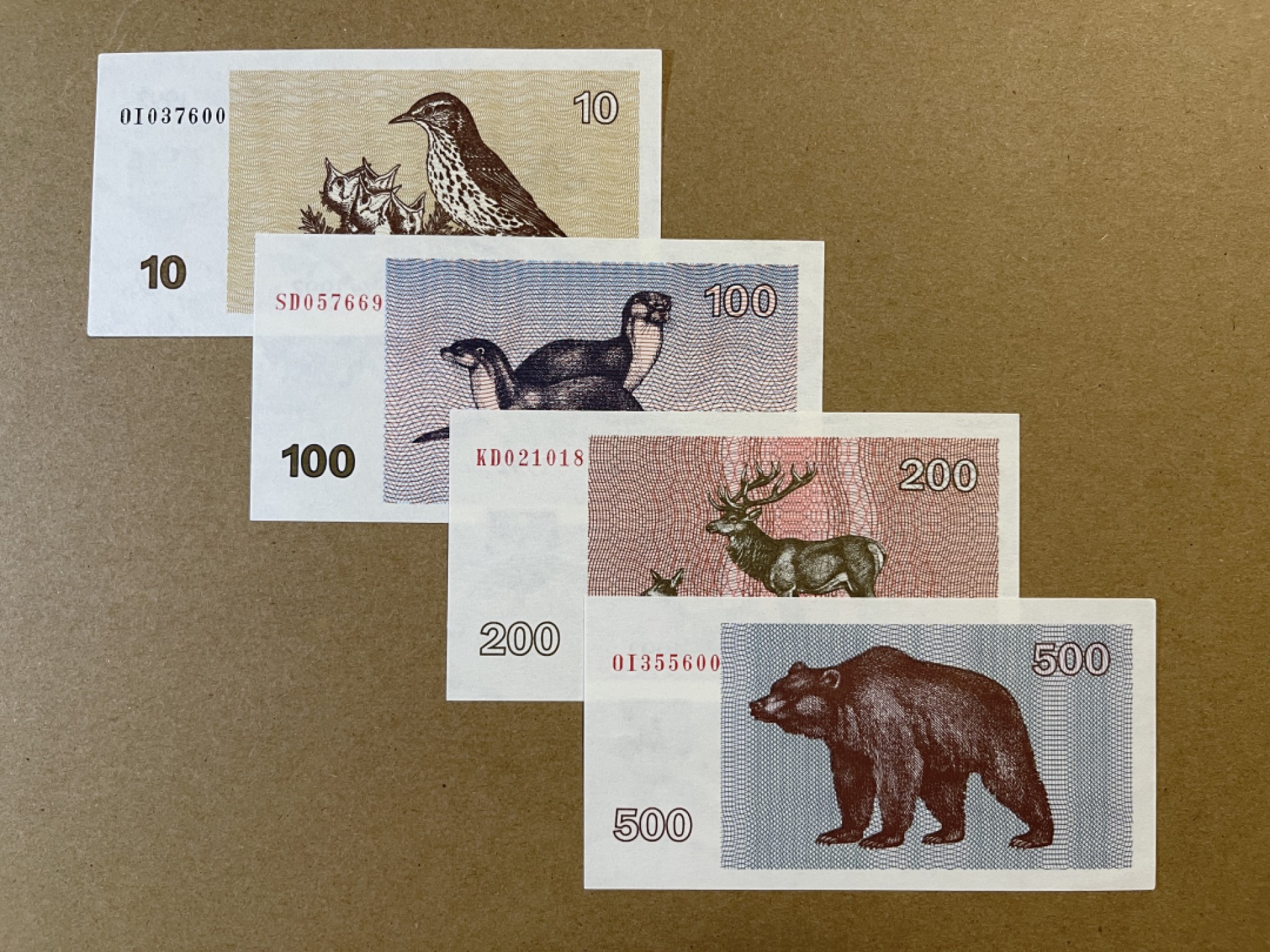 《张总收藏》70期——外币精品 立陶宛10-500元4张 UNC 1992年动物版 小尺寸版本