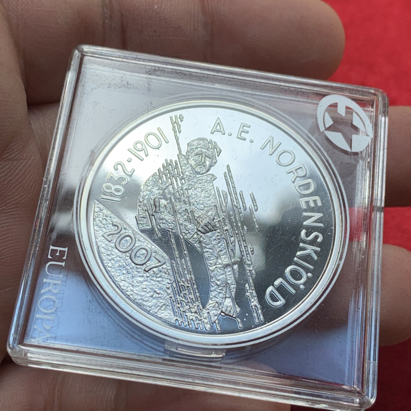 《竞宝斋》第89场-本周日，周一，周四，3场连拍（全场不限金额包邮） 芬兰 2007年 诺登斯基德  纪念银币 10欧元 精制大银币 25.5克 925银
