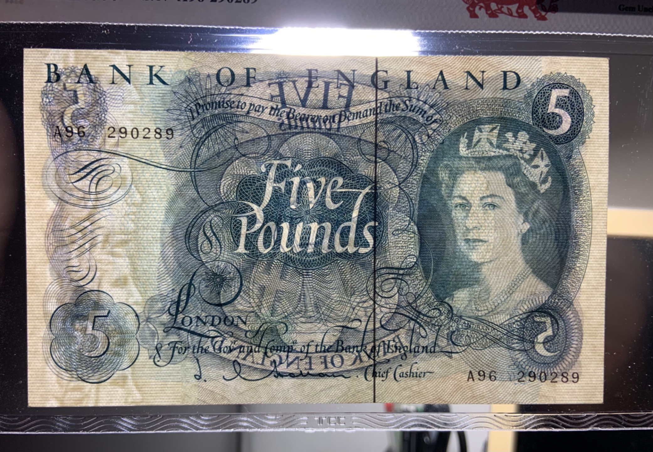 收藏联盟Quantum Auction 第187期拍卖 英国1963年5镑 TCC65e 品相如图 侧光有折