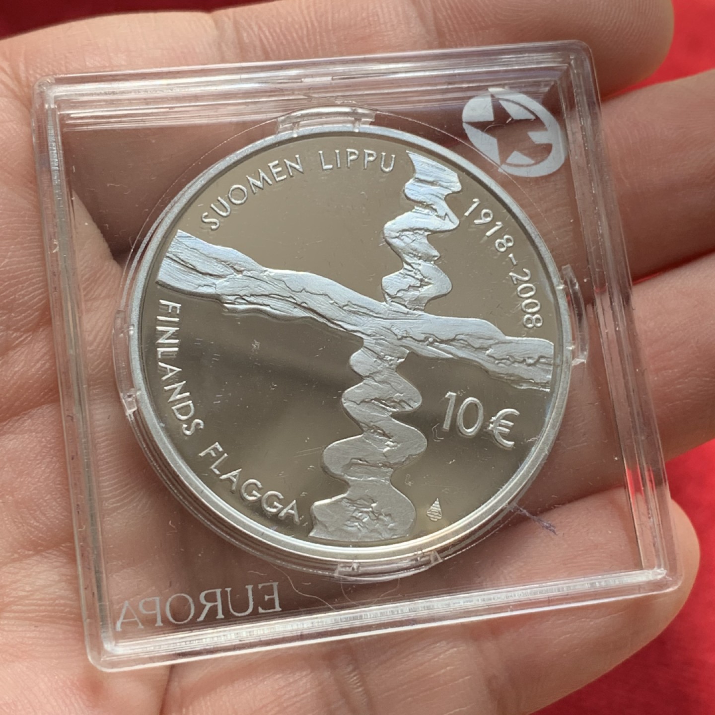 《竞宝斋》第89场-本周日，周一，周四，3场连拍（全场不限金额包邮） 芬兰 2008年国旗九十周年纪念 10欧元 精制大银币 25.5克 925银