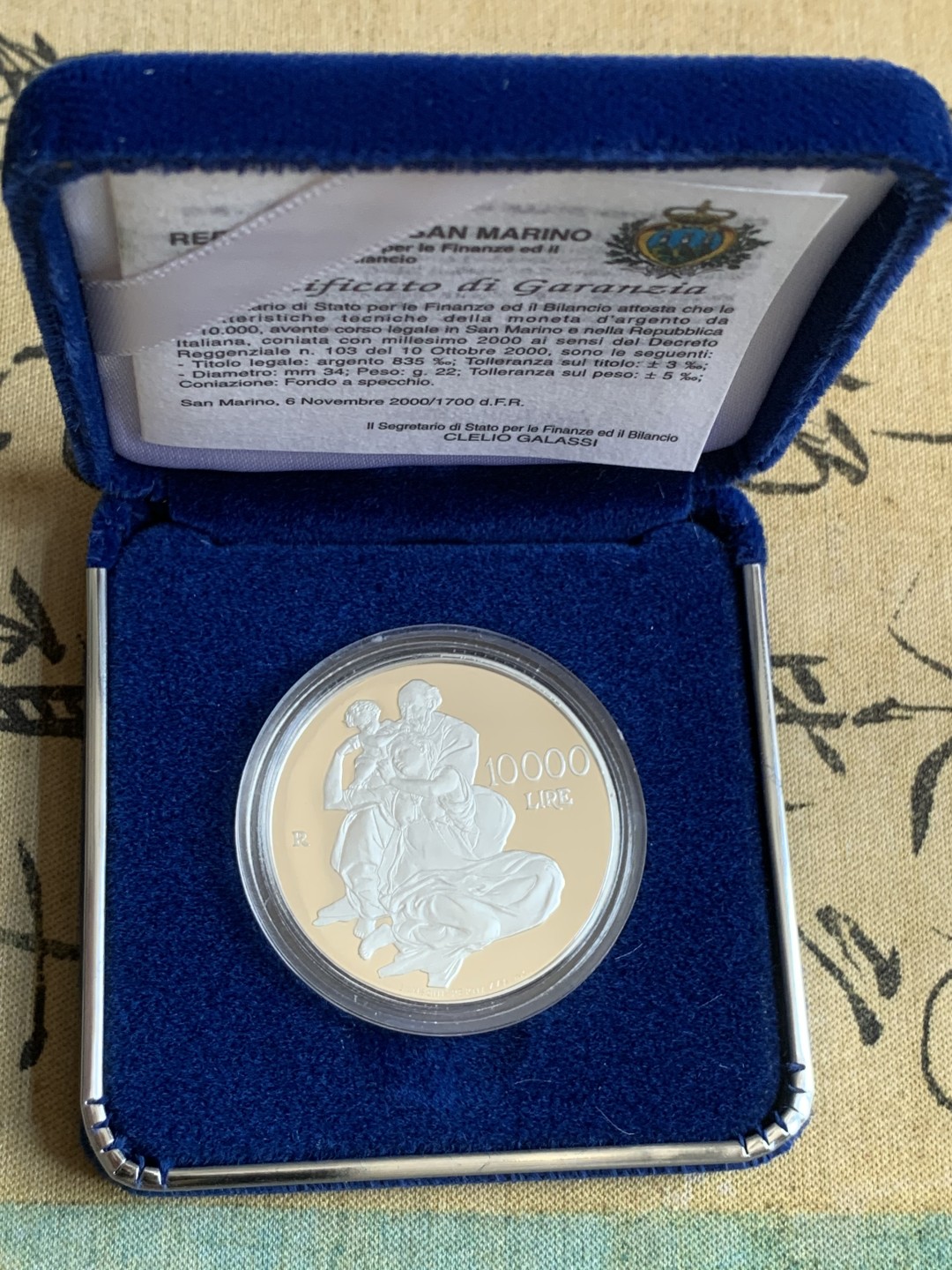 《竞宝斋》第89场-本周日，周一，周四，3场连拍（全场不限金额包邮） 圣马力诺2000年 米开朗基罗画作系列 10000里拉精制大银币 22克 835银