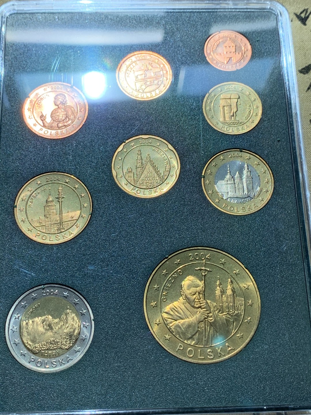 《竞宝斋》第89场-本周日，周一，周四，3场连拍（全场不限金额包邮） 卡装 波兰2004年 ESSAI厂试铸 9枚套1分到2欧元 套币