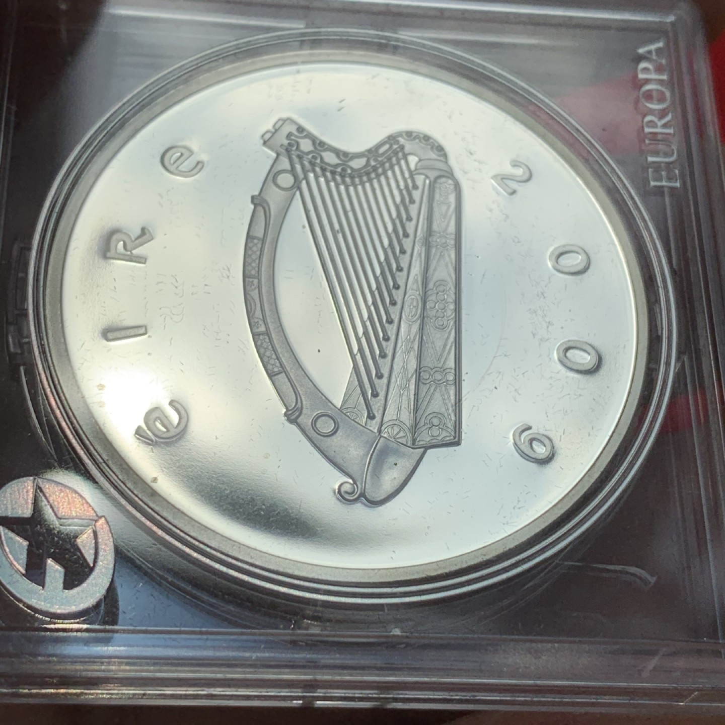 《竞宝斋》第89场-本周日，周一，周四，3场连拍（全场不限金额包邮） 爱尔兰 2009年 农夫耕田 10欧元 精制大银币 28.28克 925银