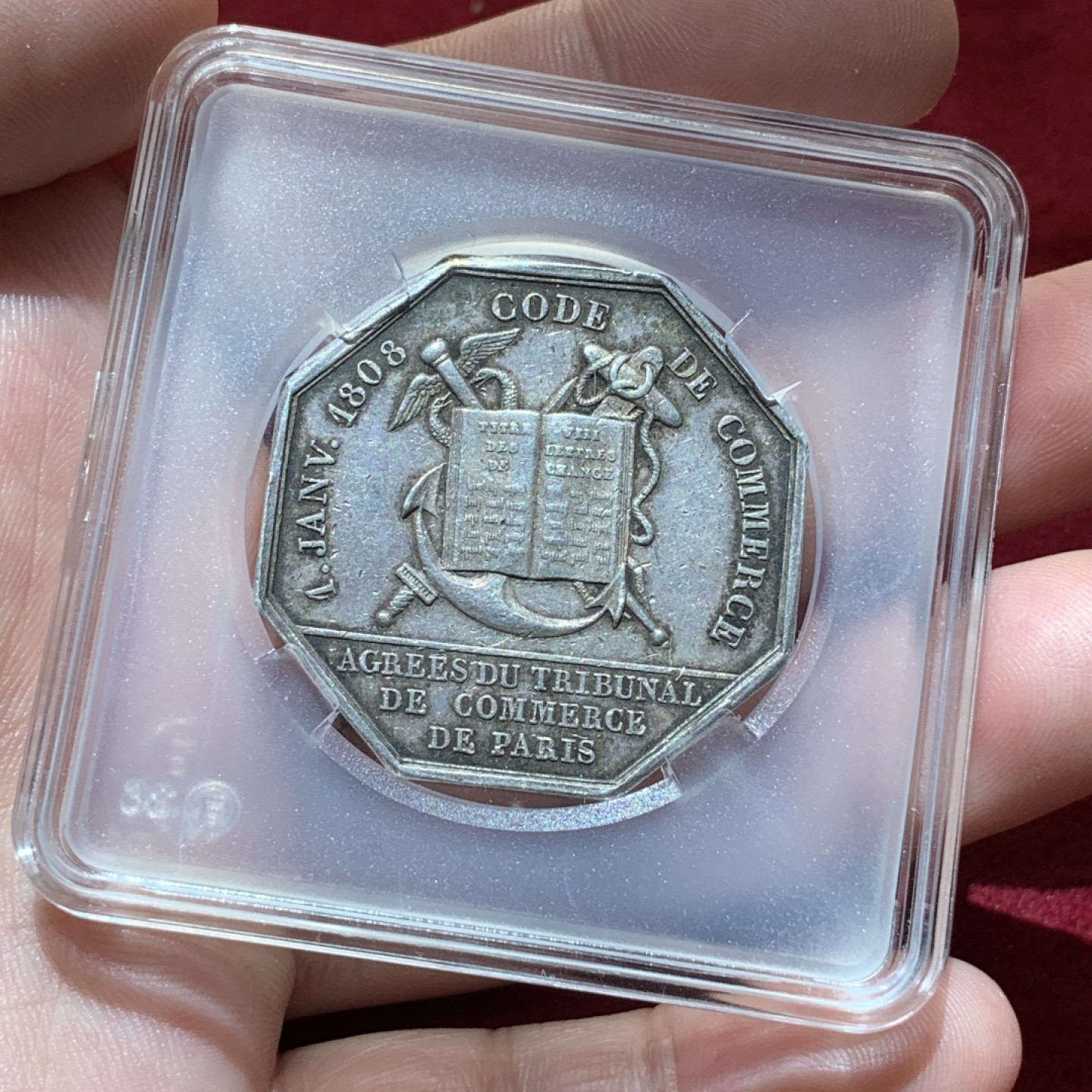 《竞宝斋》第89场-本周日，周一，周四，3场连拍（全场不限金额包邮） 1845-1860年 法国 法官 领事八角银质代币 大规格 非常少见品种 直径：36mm 重量：22.6g 边铭：手指银标