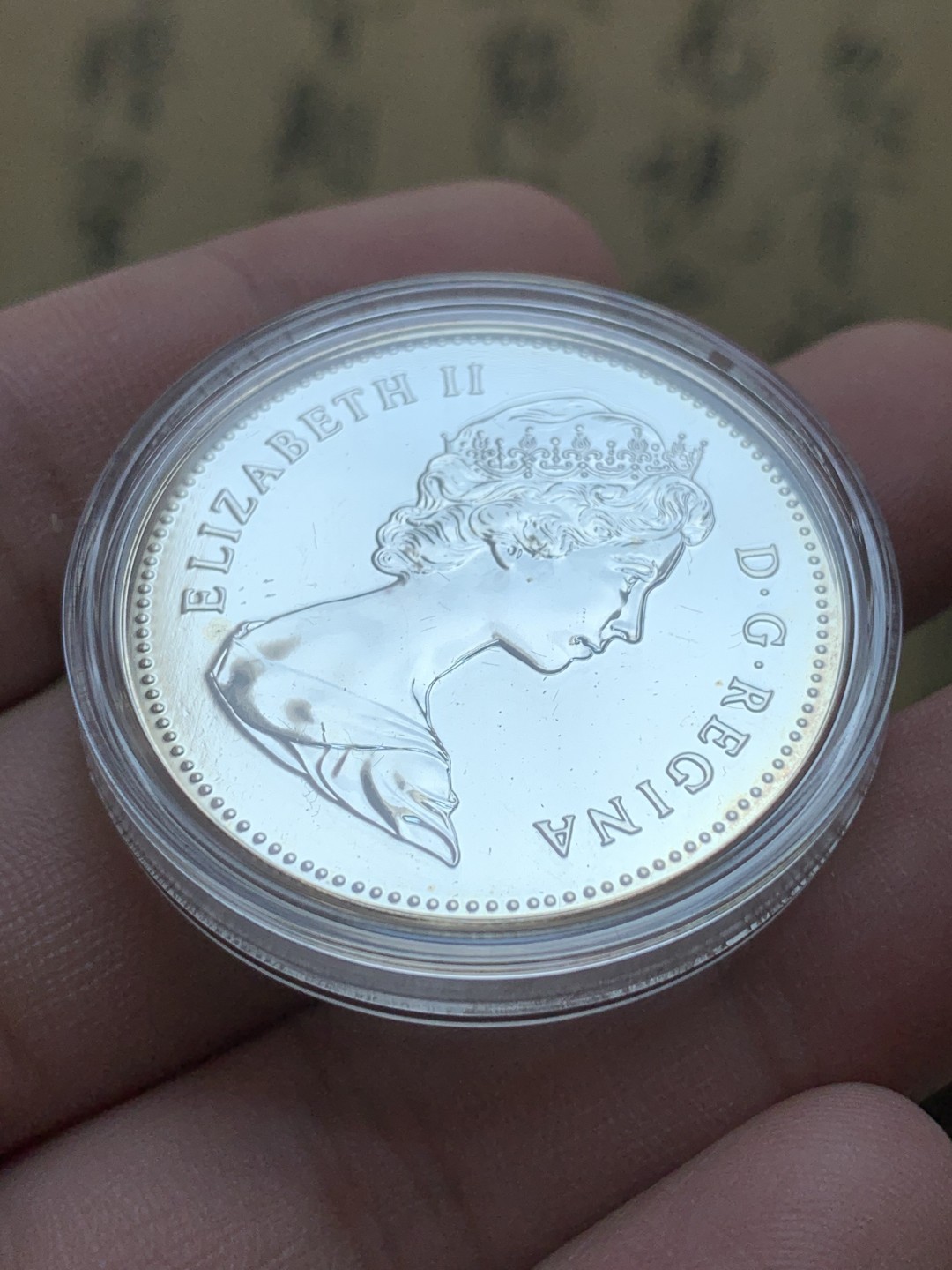 《竞宝斋》第89场-本周日，周一，周四，3场连拍（全场不限金额包邮） 原盒证书加拿大1980 年精制一元    