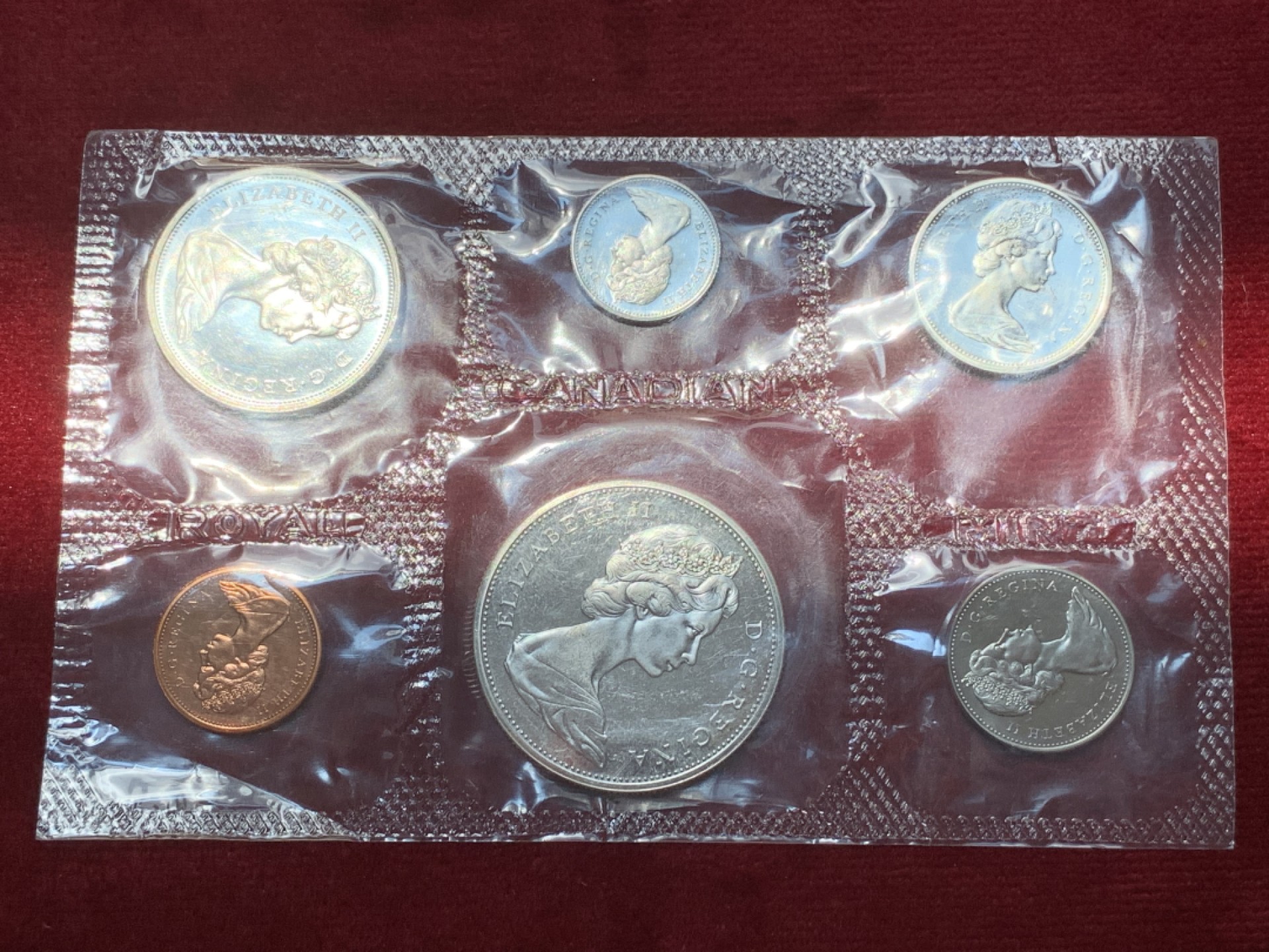 《竞宝斋》第89场-本周日，周一，周四，3场连拍（全场不限金额包邮） 原封装 加拿大1965年 六枚套 其中4枚银币