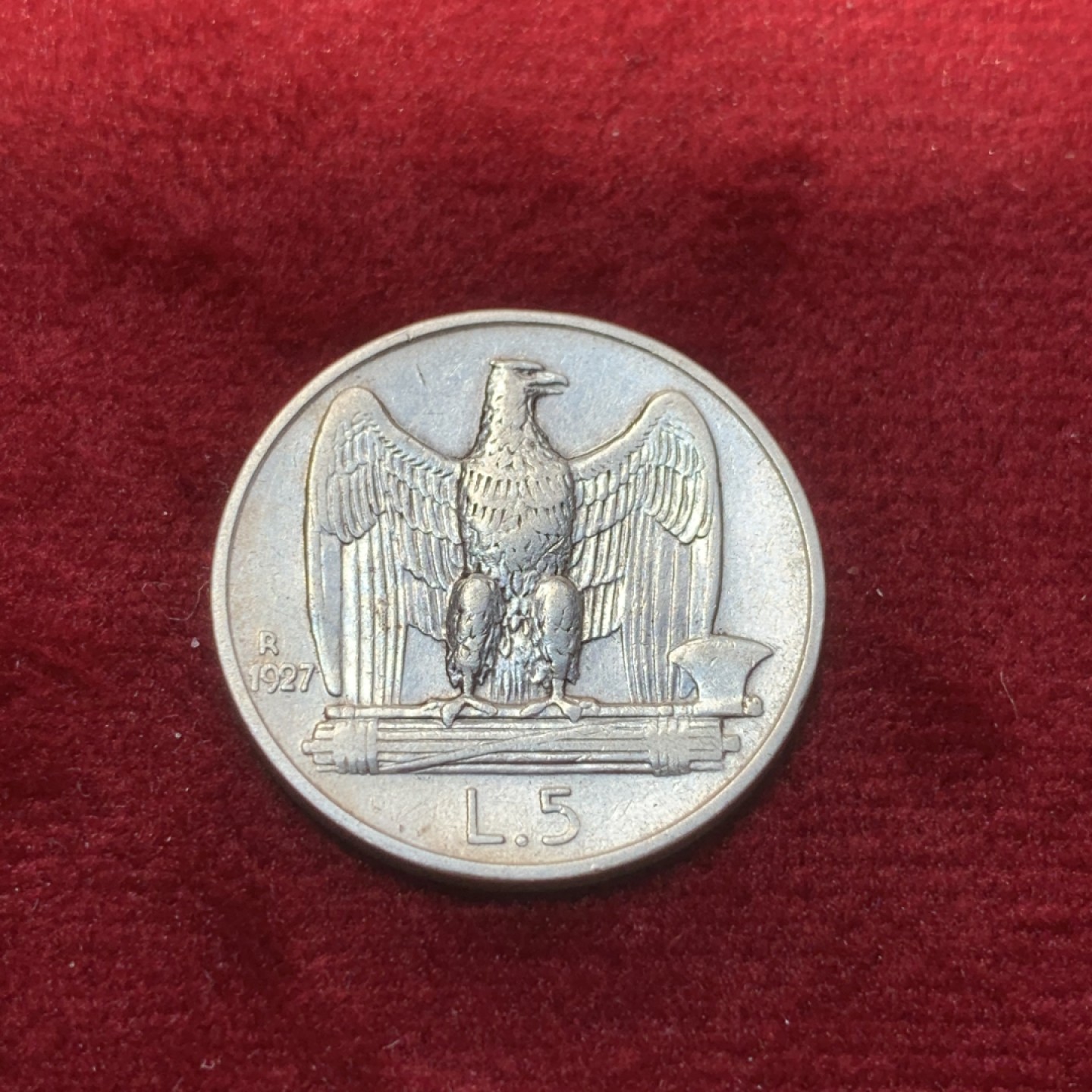 《竞宝斋》第89场-本周日，周一，周四，3场连拍（全场不限金额包邮） 1927年意大利小鹰5里拉 银币