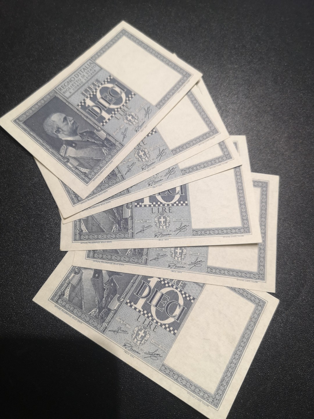 《外钞收藏家》第一百九十七期 1944年意大利10里拉 6张 近全新