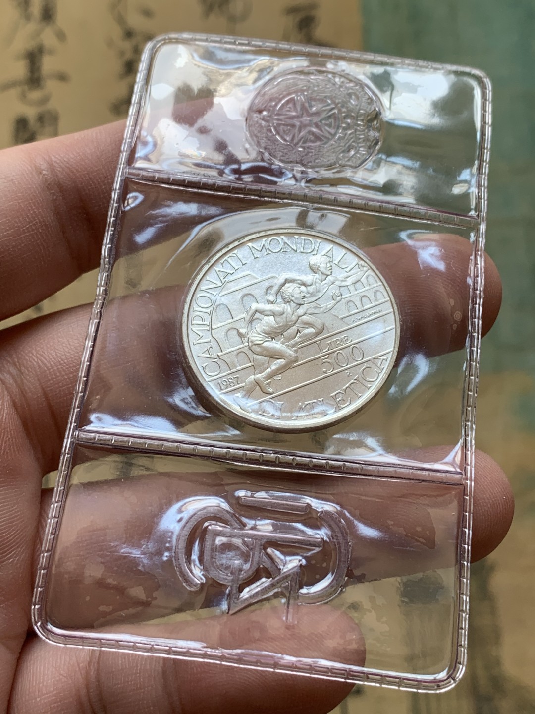 《竞宝斋》第89场-本周日，周一，周四，3场连拍（全场不限金额包邮） 原包装带证书 意大利1987年 田径世锦赛纪念 500里拉银币 非常漂亮