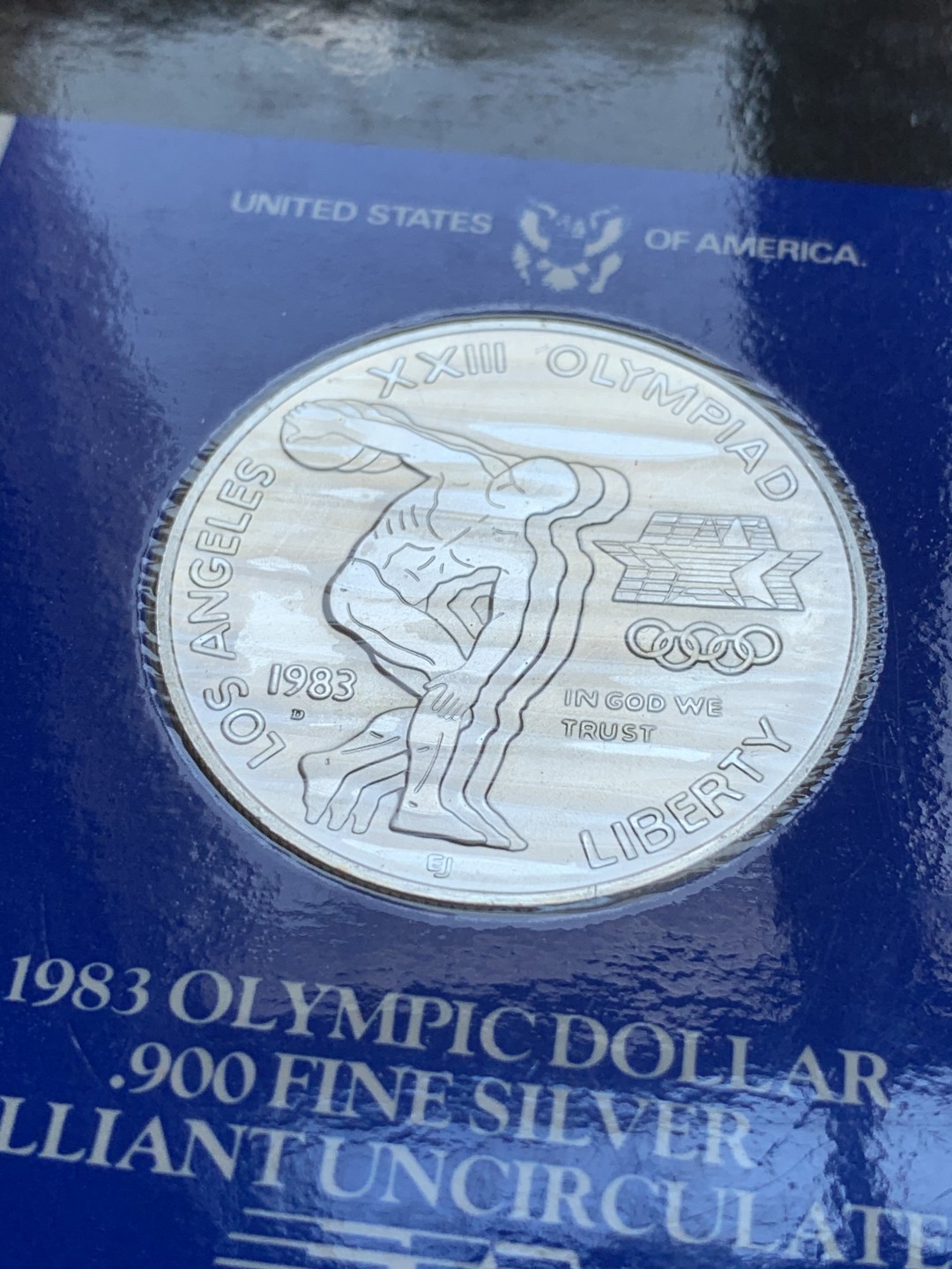 《竞宝斋》第89场-本周日，周一，周四，3场连拍（全场不限金额包邮） 美国1983 老鹰半身1元大银币 三枚不同厂 封装套 单枚26.8克