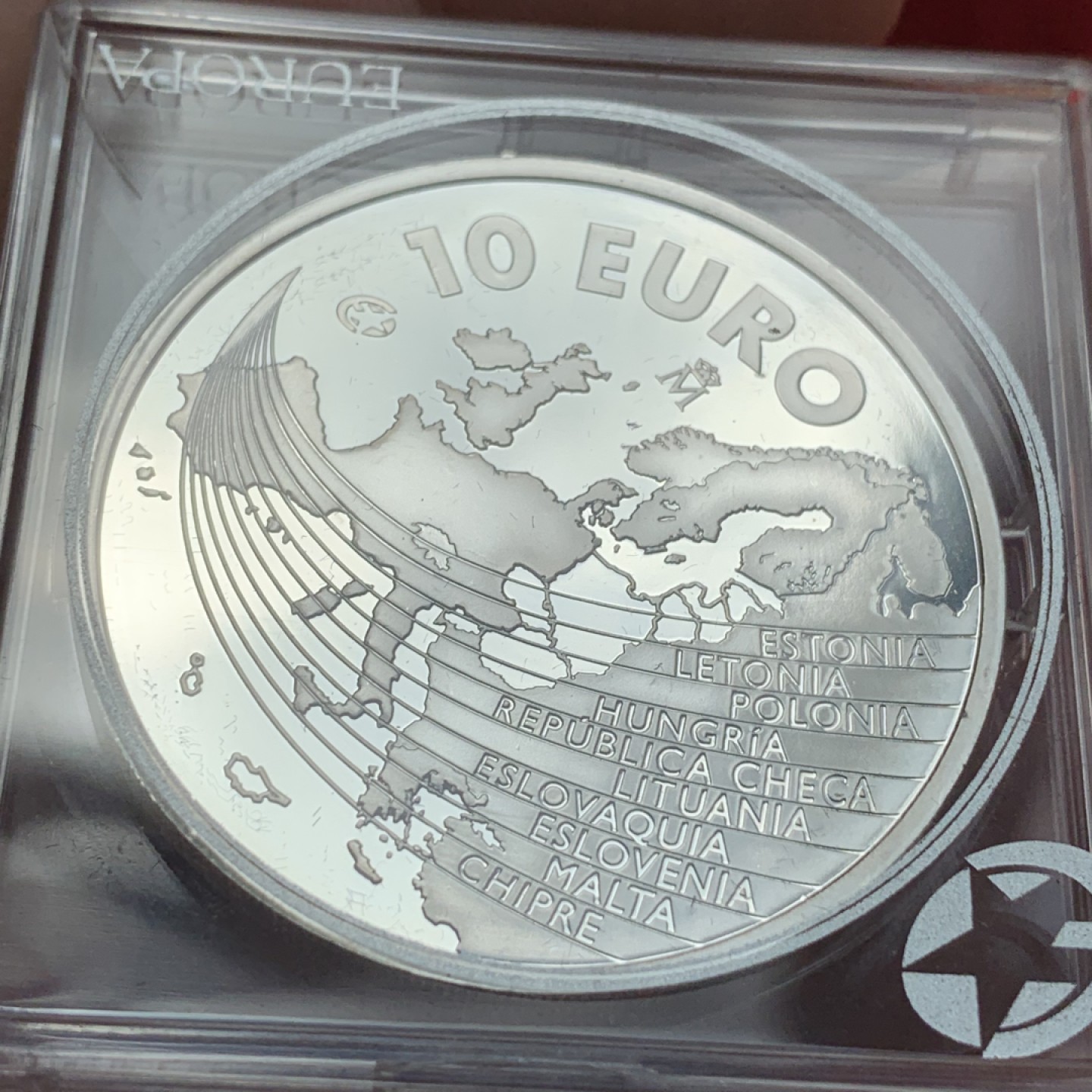 《竞宝斋》第89场-本周日，周一，周四，3场连拍（全场不限金额包邮） 西班牙 2004年 扩大欧盟纪念 10欧元大银币 27克 925银