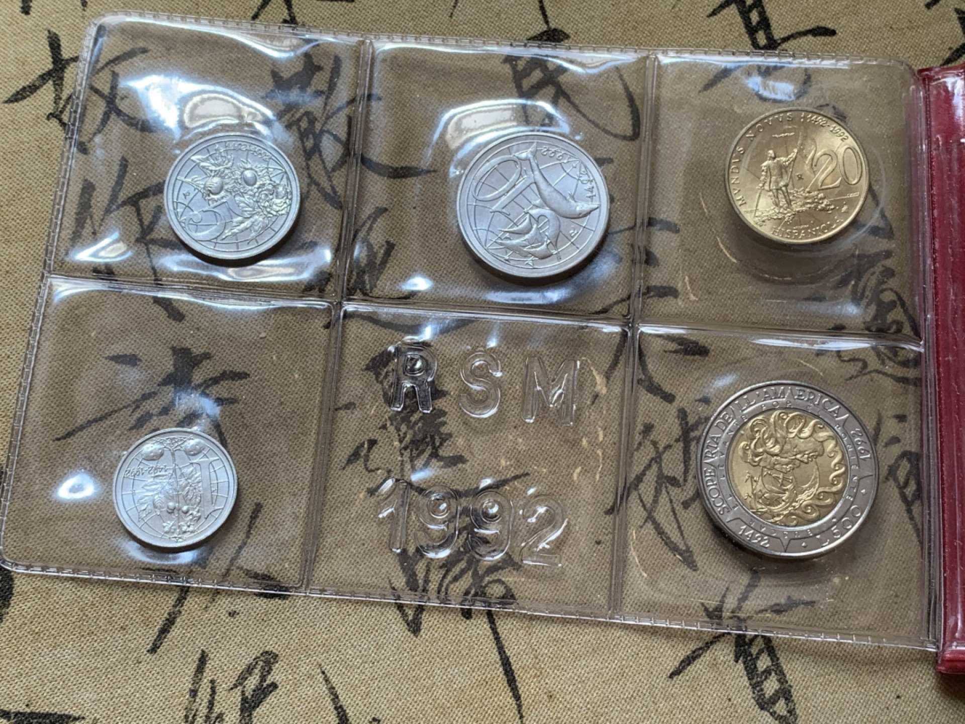 《竞宝斋》第89场-本周日，周一，周四，3场连拍（全场不限金额包邮） 圣马力诺1992年 哥伦布大航海系列 十枚套 其中最大枚1000里拉是银币