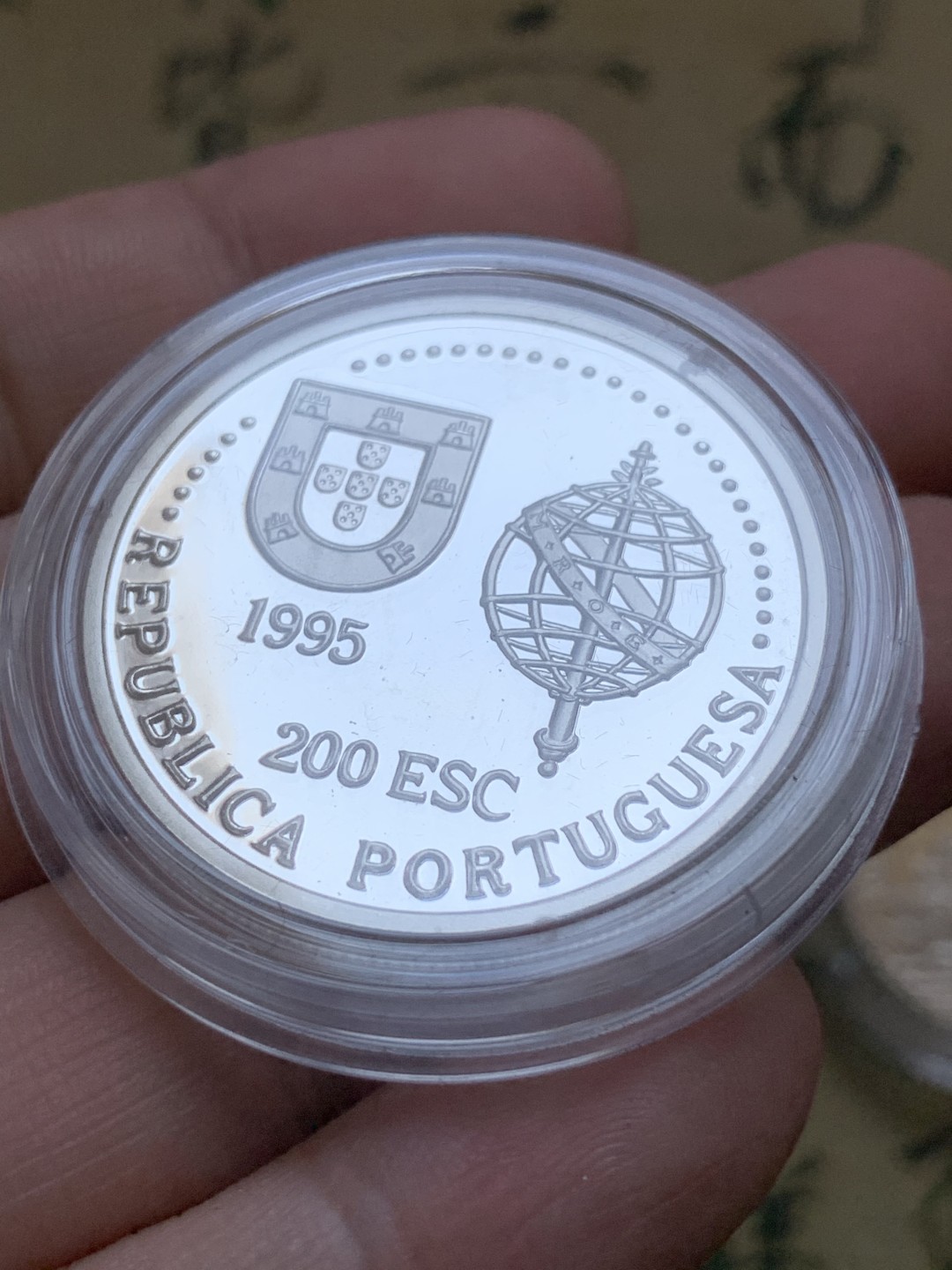 《竞宝斋》第89场-本周日，周一，周四，3场连拍（全场不限金额包邮） 原盒证书 葡萄牙1995年 纪念马六甲印尼群岛东帝汶澳大利亚航线开辟 四枚装 200埃斯库多精制大银币 单枚26.5克 925银 非常漂亮