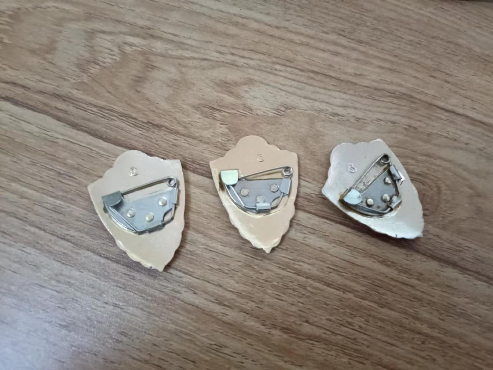 苏联勋章2022年8月拍卖  第五期8月26日-8月29日晚上9点 苏联徽章等级123