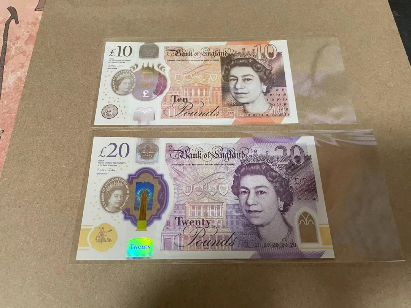 【Blue Auction】✨世界纸币精拍第218期【精】——安彻尔和安娜 【一组2张无47】英国 新版 10-20镑 全新UNC