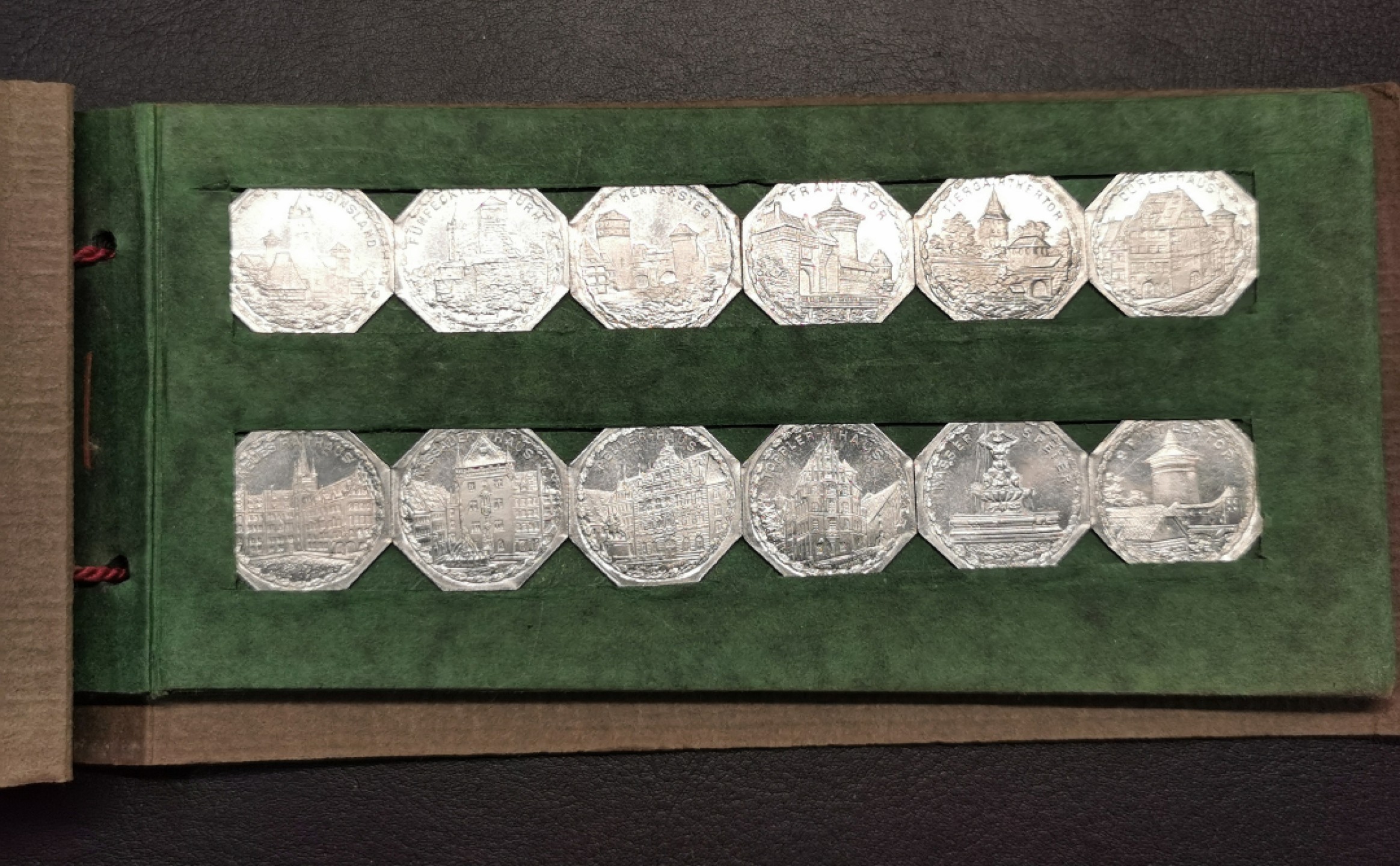 凡希社世界钱币微拍第二百零九期 德国纽伦堡电车代用币全套45枚带包装！