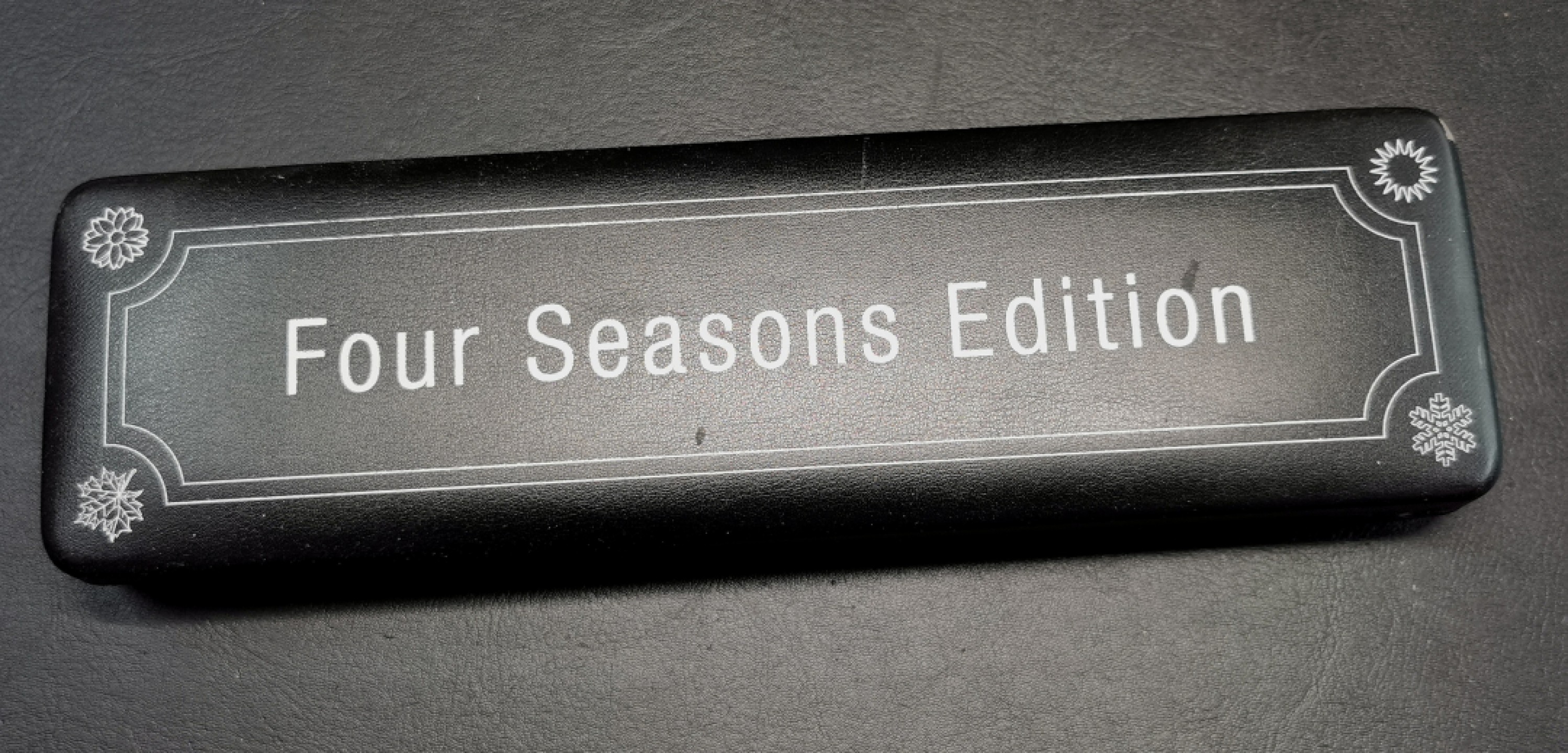 凡希社世界钱币微拍第二百零九期 美国四季彩银DOLLAR四枚 原厂盒证！