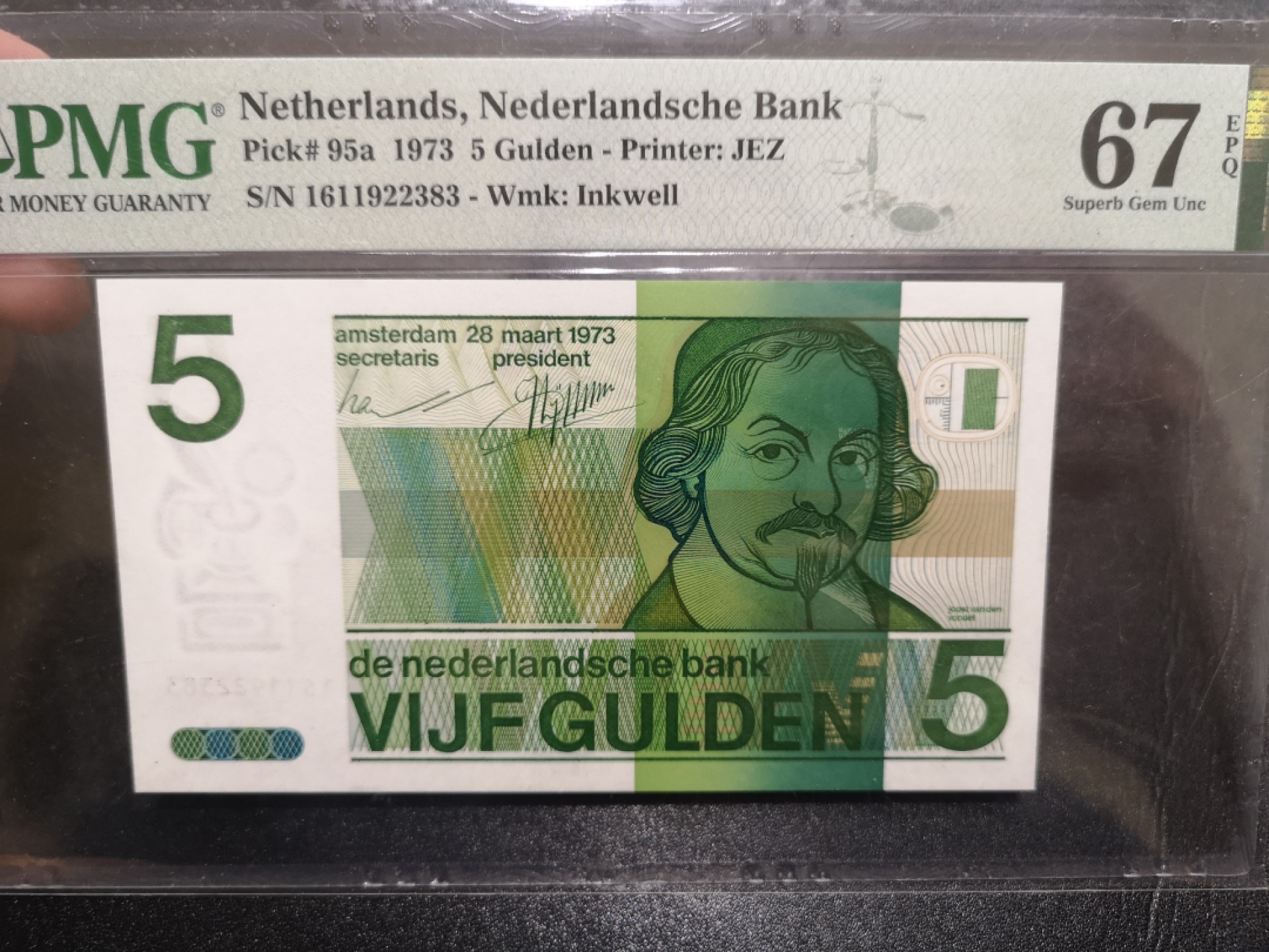 《外钞收藏家》第一百九十八期 1973年荷兰人像版5盾 PMG67高分 无47