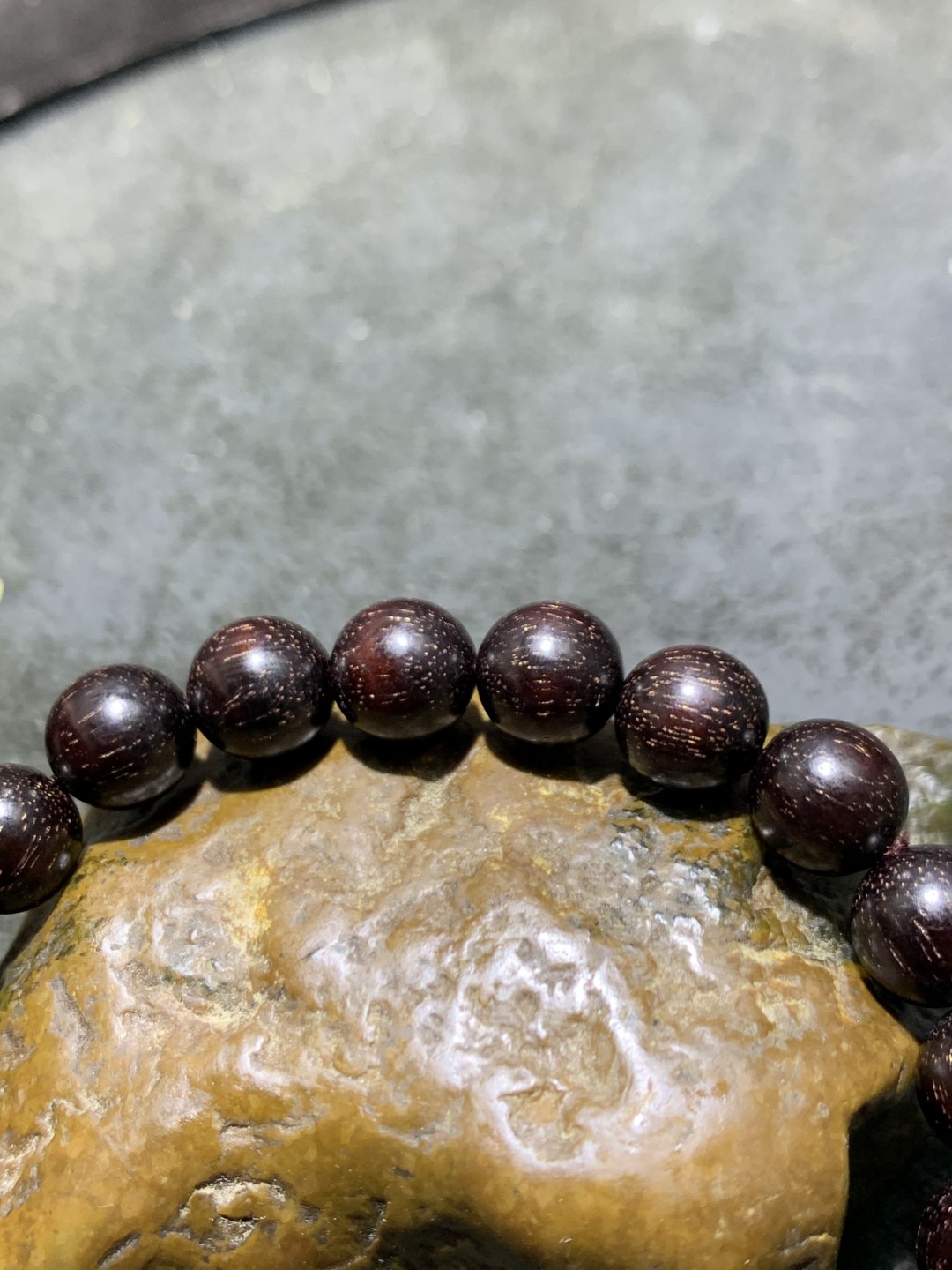 精美金星料小叶紫檀手串一条！