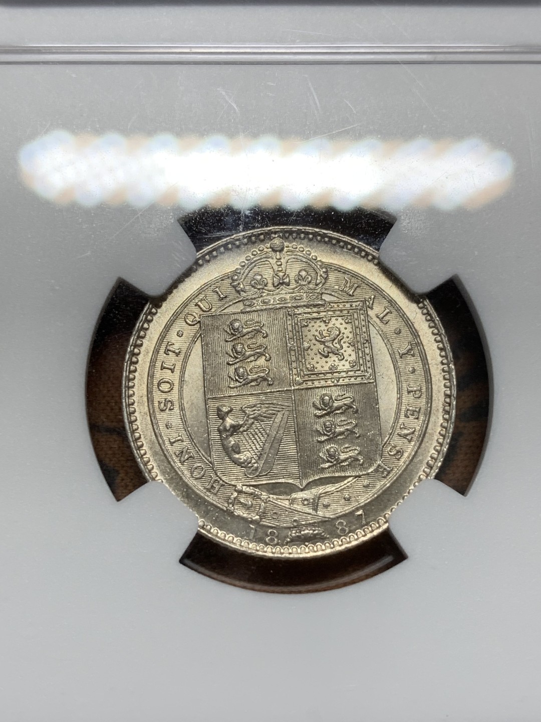 《竞宝斋》第91场-本周日，周一2场连拍（全场不限金额包邮） NGC MS63+ 英国 1887年维多利亚高冠1先令