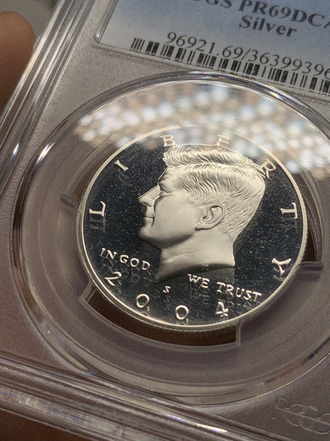 《竞宝斋》第91场-本周日，周一2场连拍（全场不限金额包邮） PCGS-MS69 美国肯尼迪2004精制半美元银币