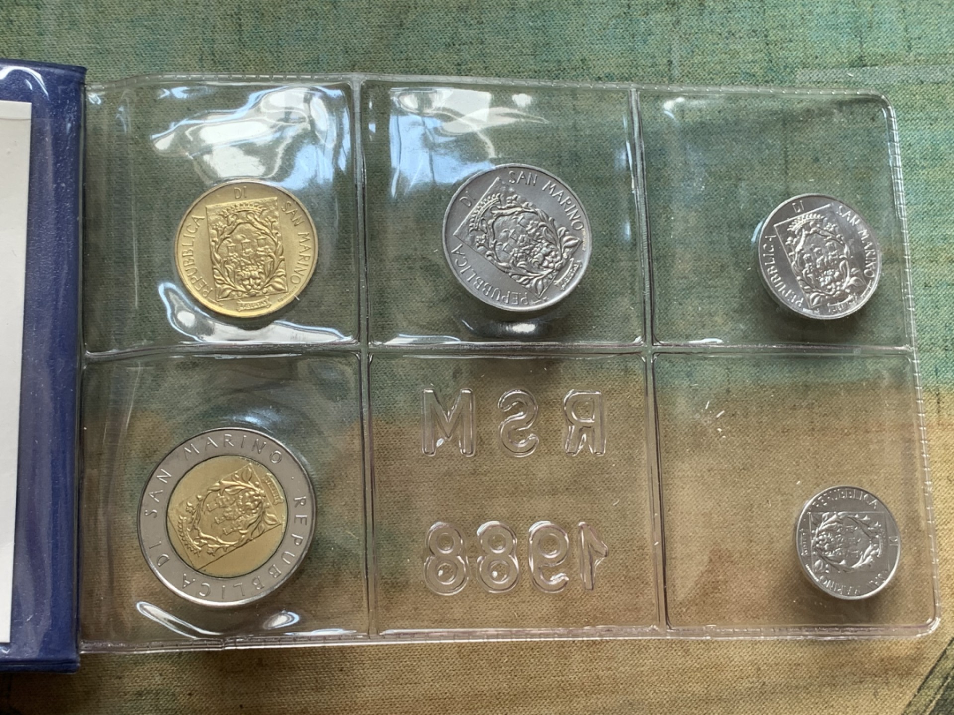 《竞宝斋》第91场-本周日，周一2场连拍（全场不限金额包邮） 圣马力诺1988年 哨塔系列 十枚套 其中最大枚1000里拉是银币