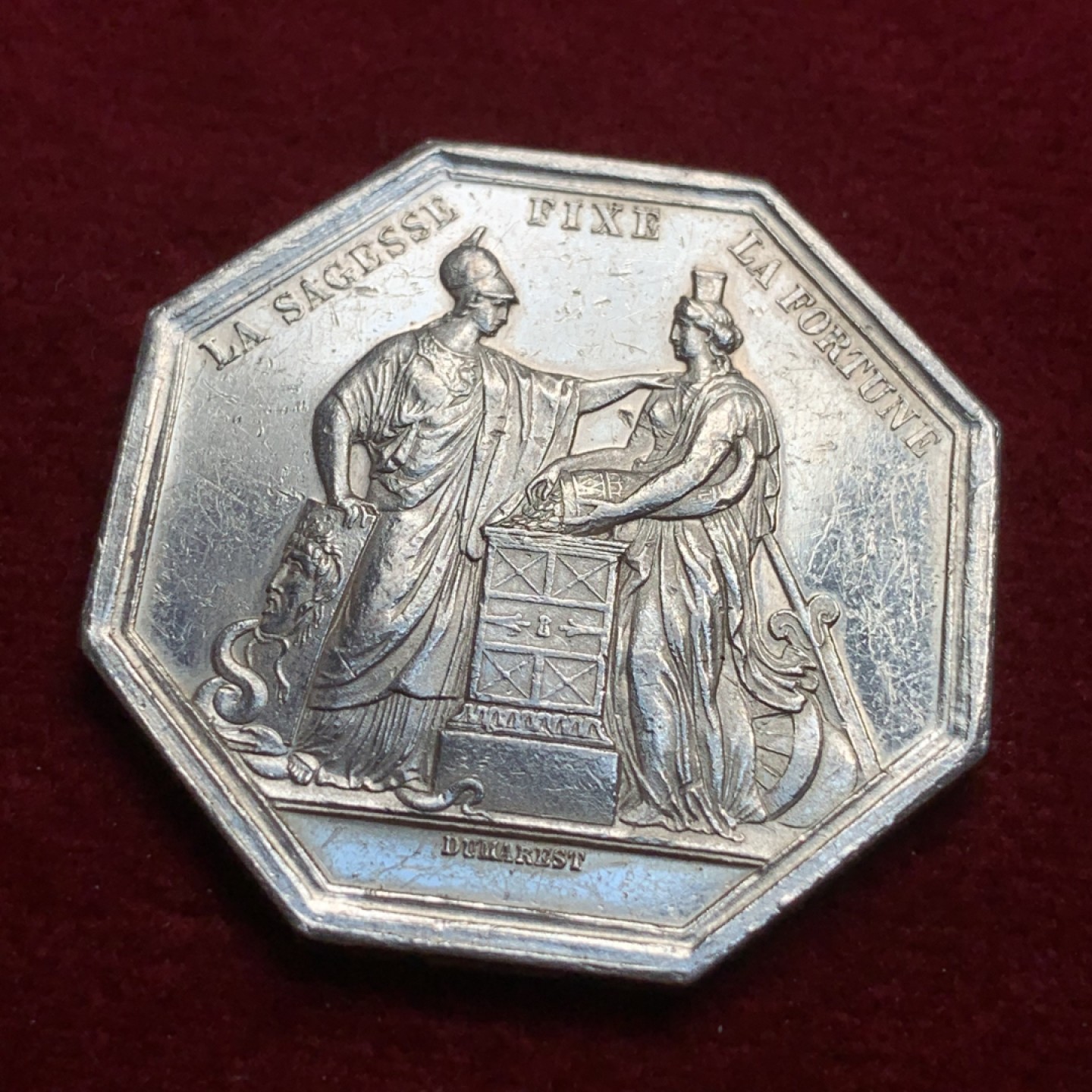 《竞宝斋》第91场-本周日，周一2场连拍（全场不限金额包邮） 法国  十九世纪法兰西银行八角JETON(AN 8) 代币 手指铭  24.8克