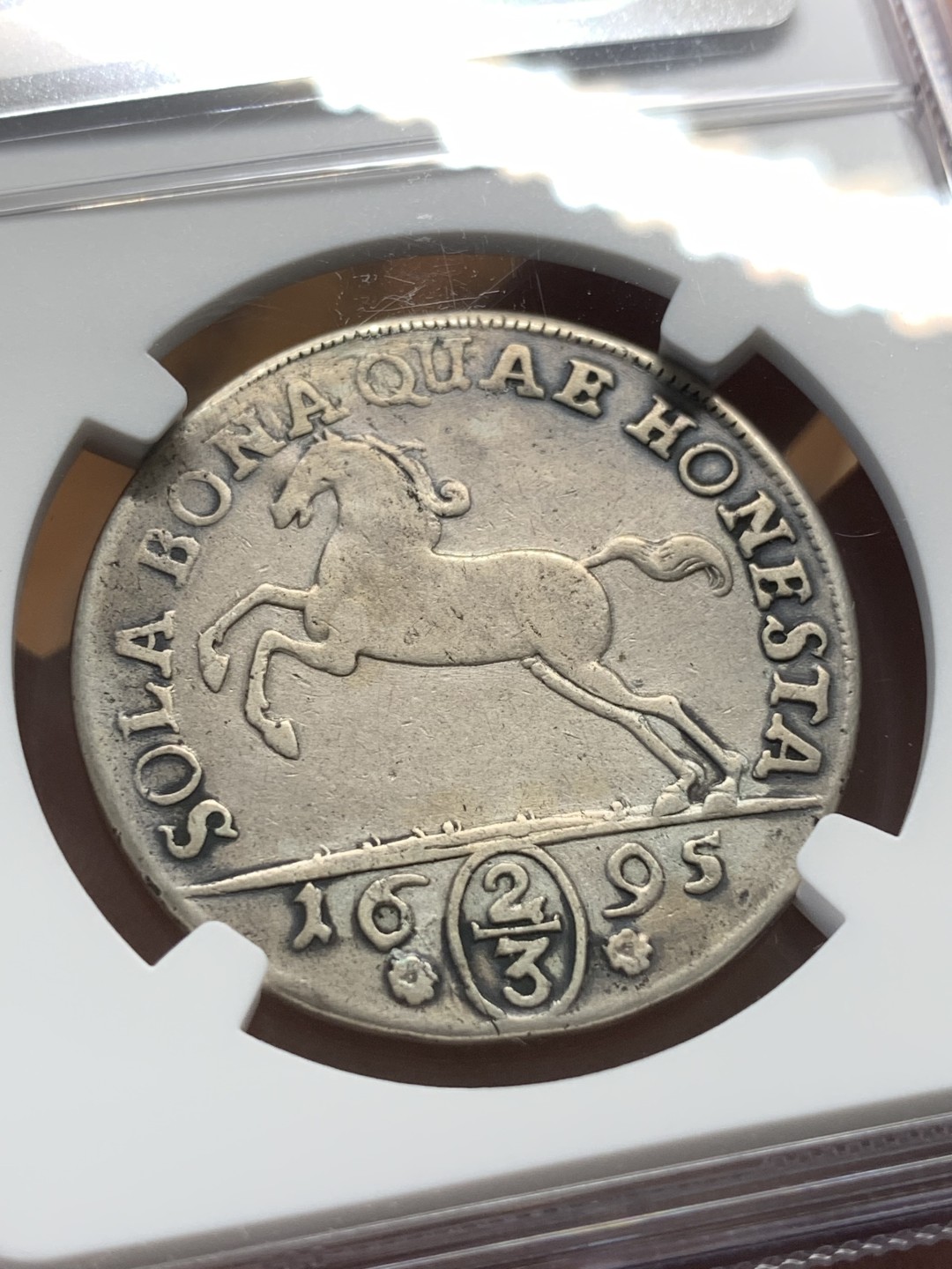 《竞宝斋》第91场-本周日，周一2场连拍（全场不限金额包邮） NGC-VF 德国不伦瑞克 1695年 2/3泰勒大银币 非常稀少的品种 