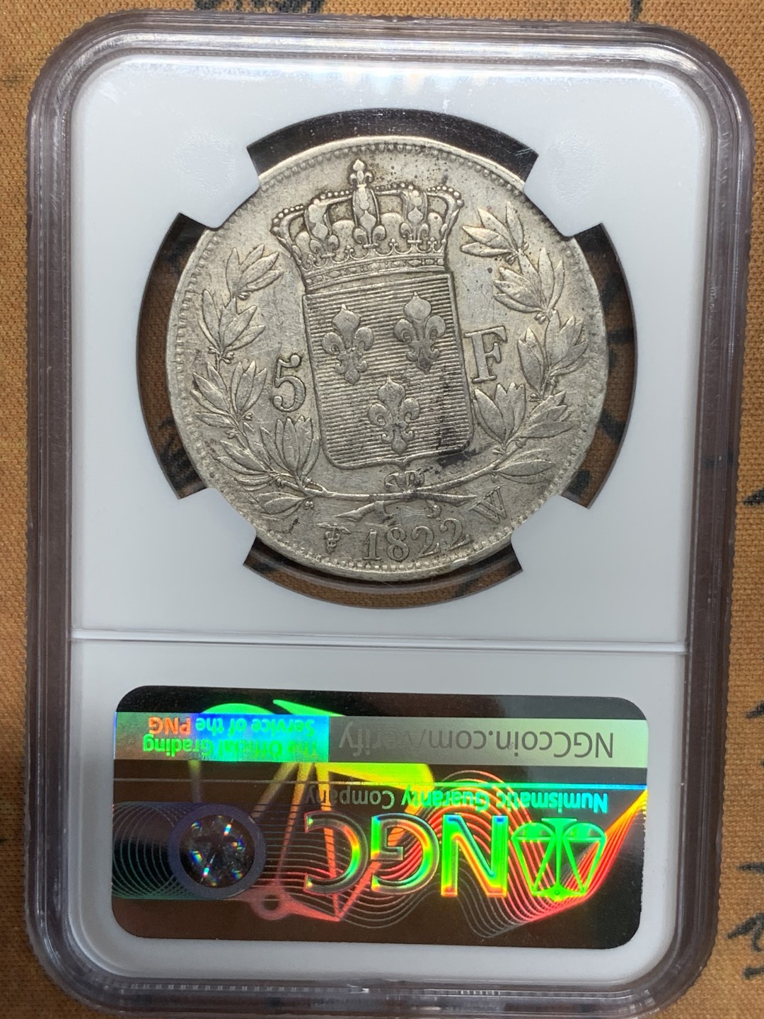 《竞宝斋》第91场-本周日，周一2场连拍（全场不限金额包邮） NGC-AU50 法国1822-W 路易十八5法郎银币 带底光 少见 更高分仅6枚