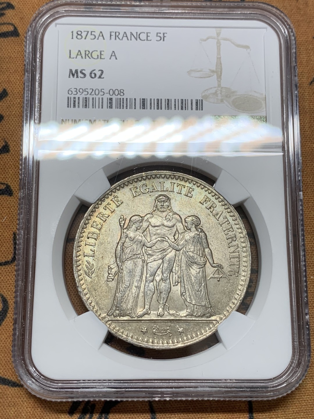 《竞宝斋》第91场-本周日，周一2场连拍（全场不限金额包邮） NGC-MS62 法国1875-A年 大力神5法郎大银币 原光带淡彩 非常漂亮