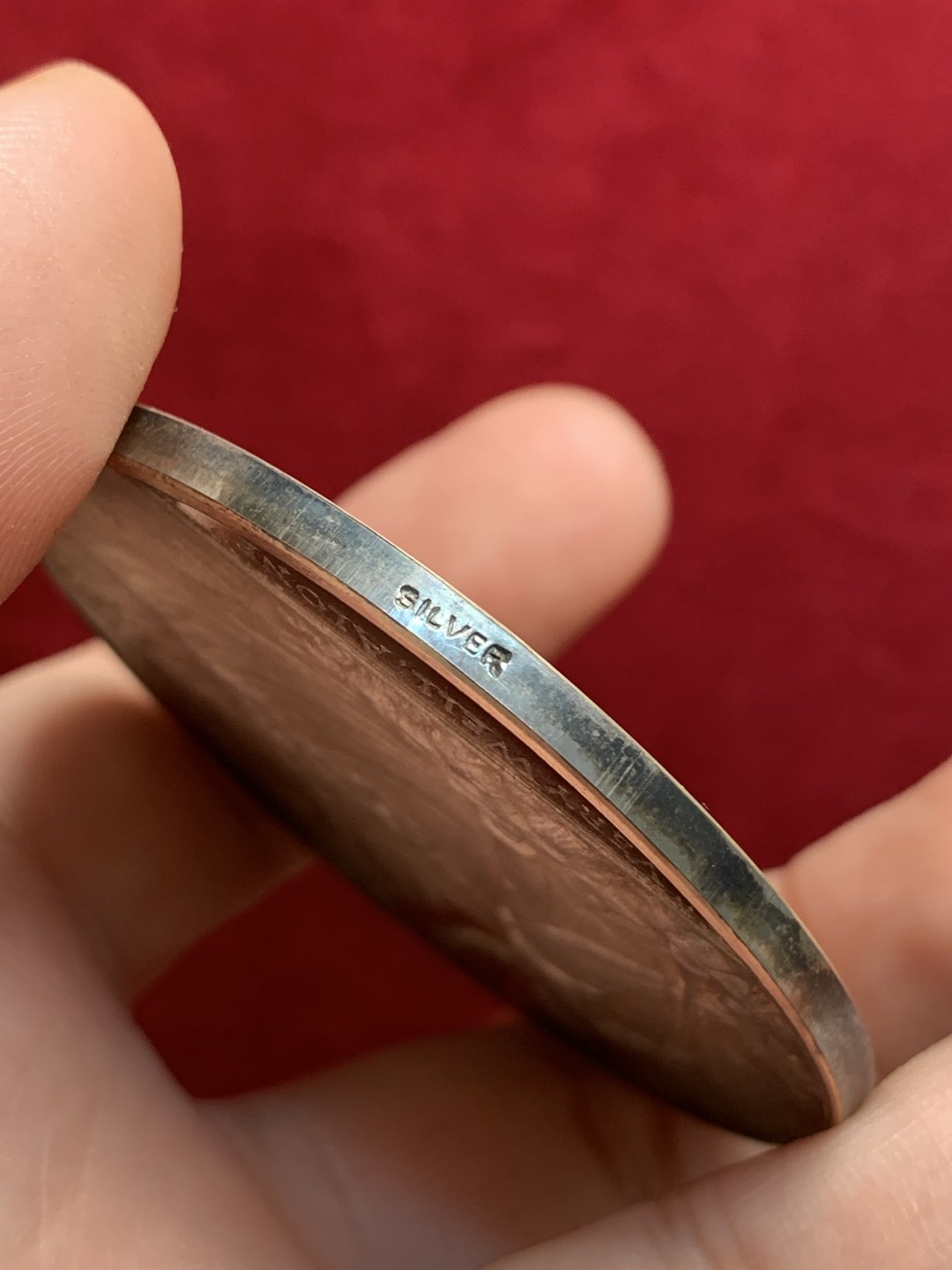 《竞宝斋》第91场-本周日，周一2场连拍（全场不限金额包邮） 原盒英国1965年丘吉尔诞辰纪念大银币五彩BU大型版本82.5克58MM银标高浮雕