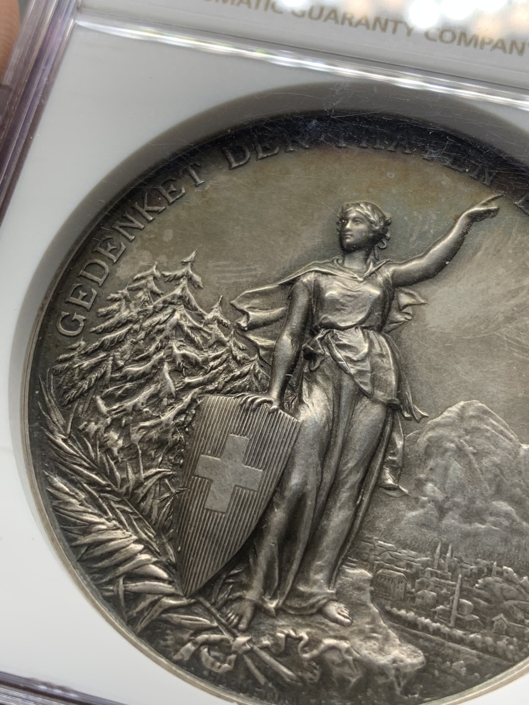 《竞宝斋》第91场-本周日，周一2场连拍（全场不限金额包邮） NGC-MS62 1892 瑞士格拉鲁斯射击节 银章 状态好 才是真的好