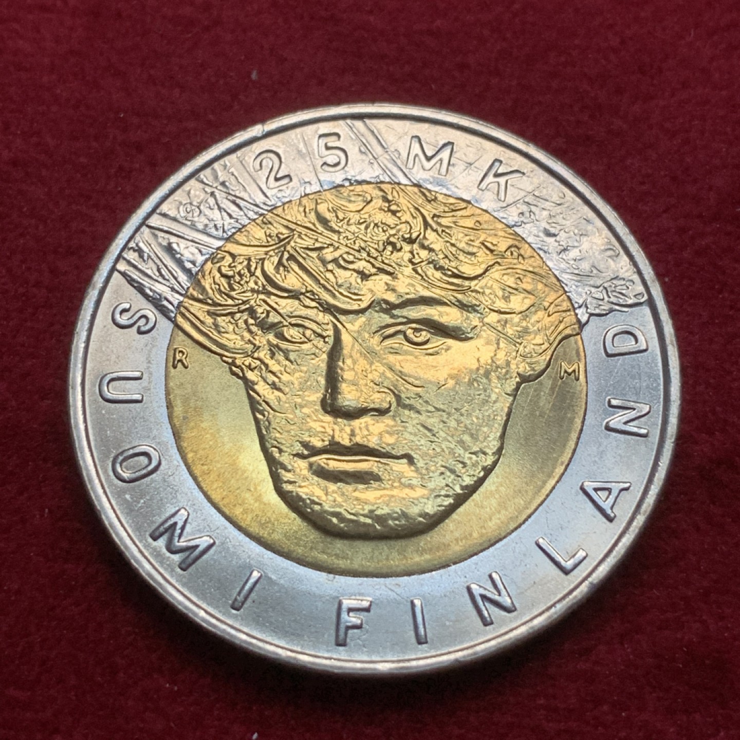 《竞宝斋》第91场-本周日，周一2场连拍（全场不限金额包邮） 原包装证书 芬兰2001年北欧滑雪锦标赛25马克双色纪念币