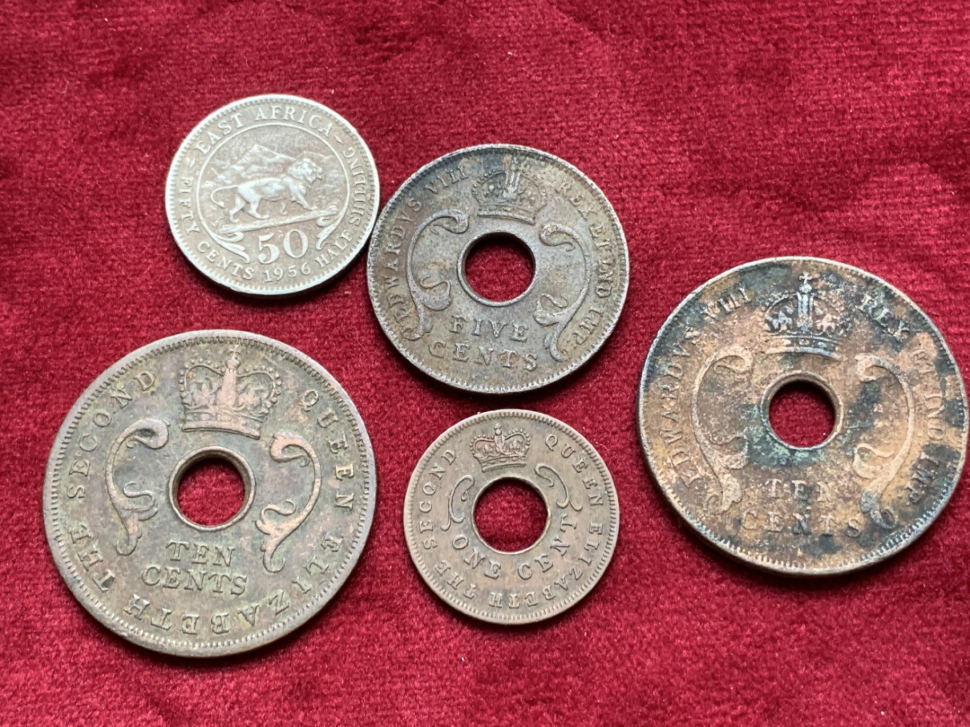 《竞宝斋》第91场-本周日，周一2场连拍（全场不限金额包邮） 5枚一起  英属 东非 爱七2枚，伊丽莎白3枚 