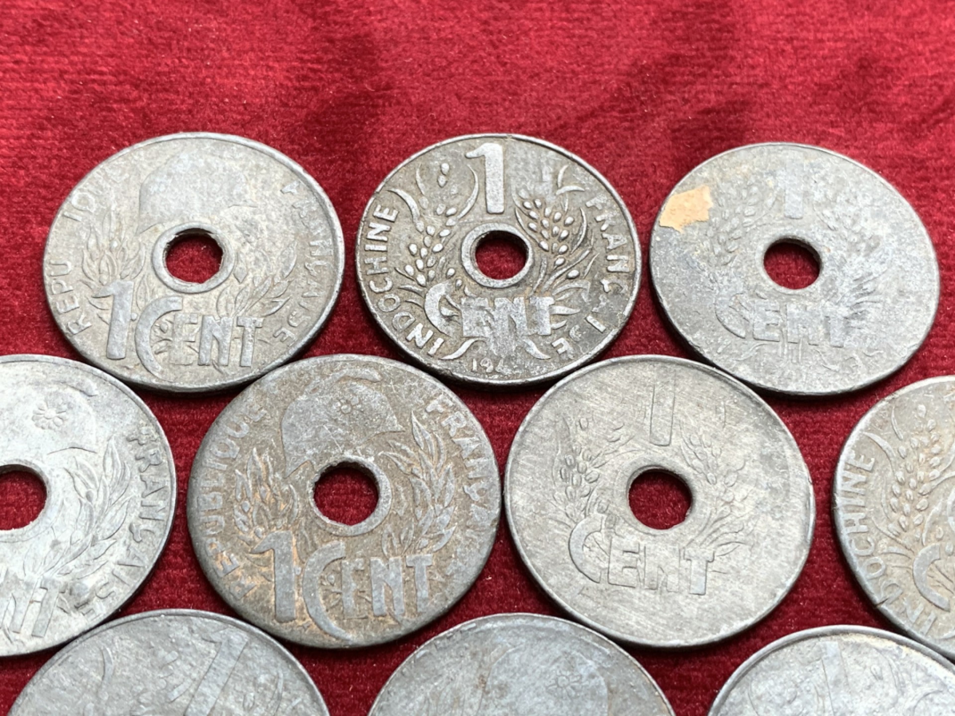 《竞宝斋》第91场-本周日，周一2场连拍（全场不限金额包邮） 1941年法属印支1分锌币流通品 10枚