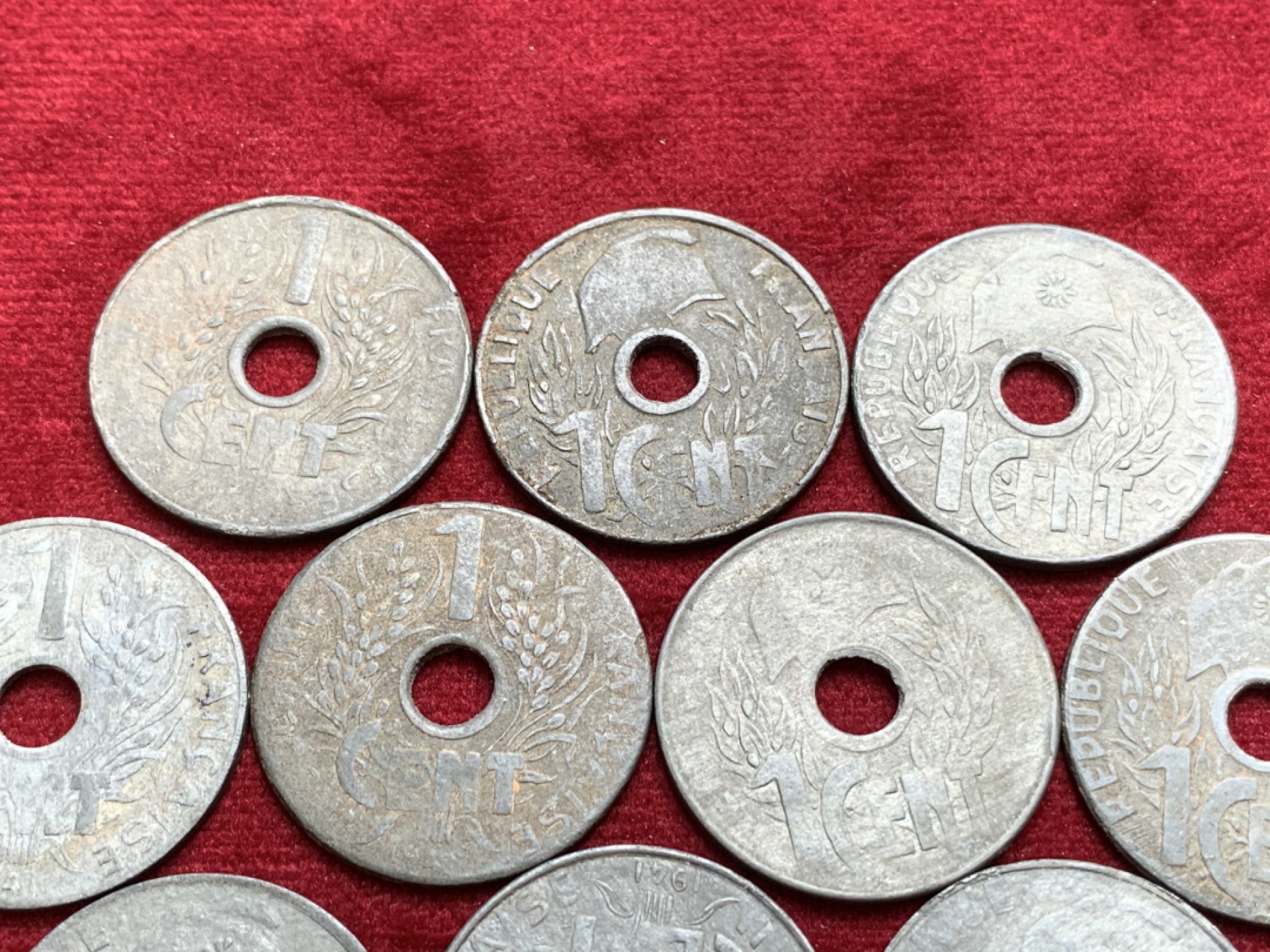 《竞宝斋》第91场-本周日，周一2场连拍（全场不限金额包邮） 1941年法属印支1分锌币流通品 10枚