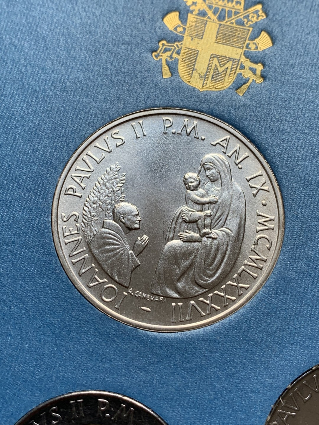 《竞宝斋》第91场-本周日，周一2场连拍（全场不限金额包邮） 卡装 梵蒂冈1987年  教皇6枚纪念币 套装 最大那枚是银币