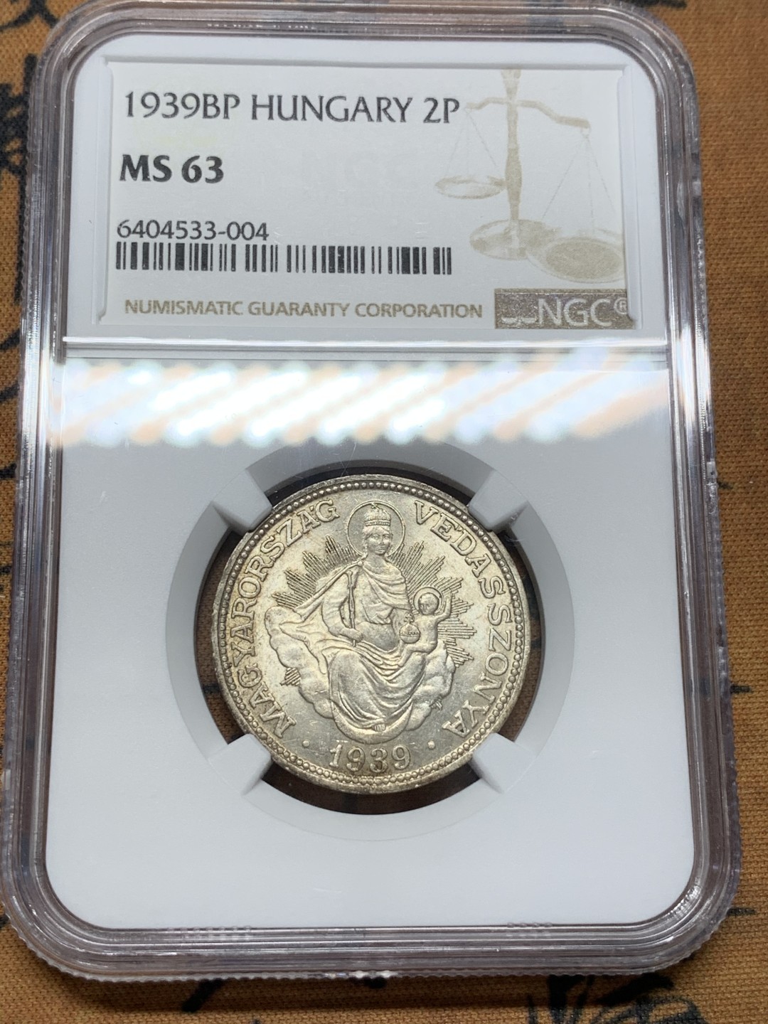 《竞宝斋》第91场-本周日，周一2场连拍（全场不限金额包邮） NGC-MS63 匈牙利1939年 圣母抱婴 2潘果银币 原光顶级好品