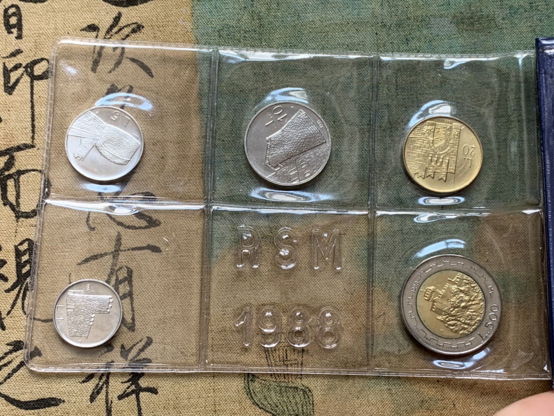 《竞宝斋》第91场-本周日，周一2场连拍（全场不限金额包邮） 圣马力诺1988年 哨塔系列 十枚套 其中最大枚1000里拉是银币