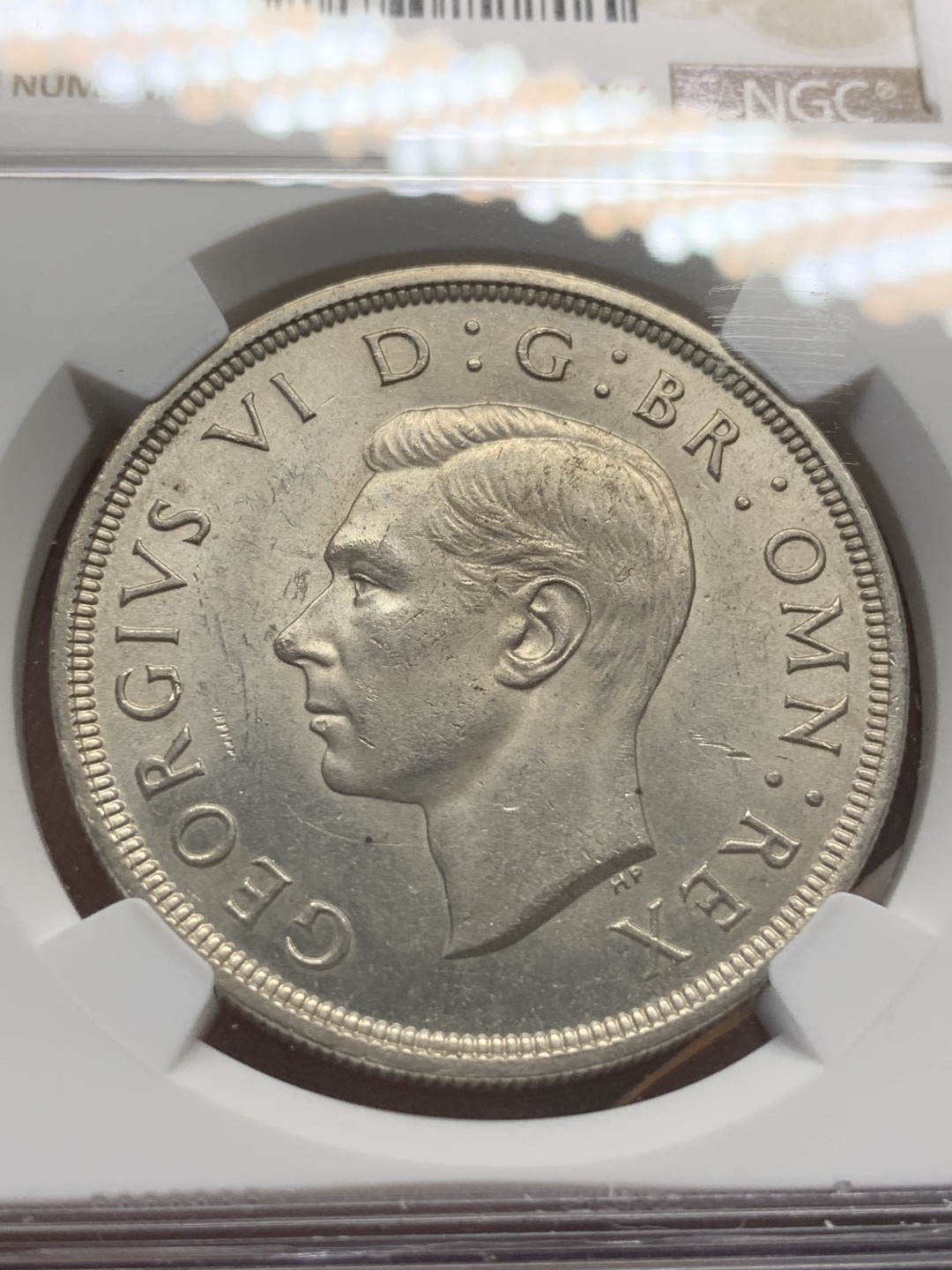 《竞宝斋》第91场-本周日，周一2场连拍（全场不限金额包邮） NGC-MS61 英国 1937年乔治六世一克朗银币 转光好品