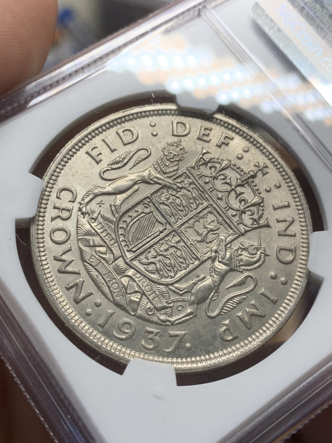 《竞宝斋》第91场-本周日，周一2场连拍（全场不限金额包邮） NGC-MS61 英国 1937年乔治六世一克朗银币 转光好品