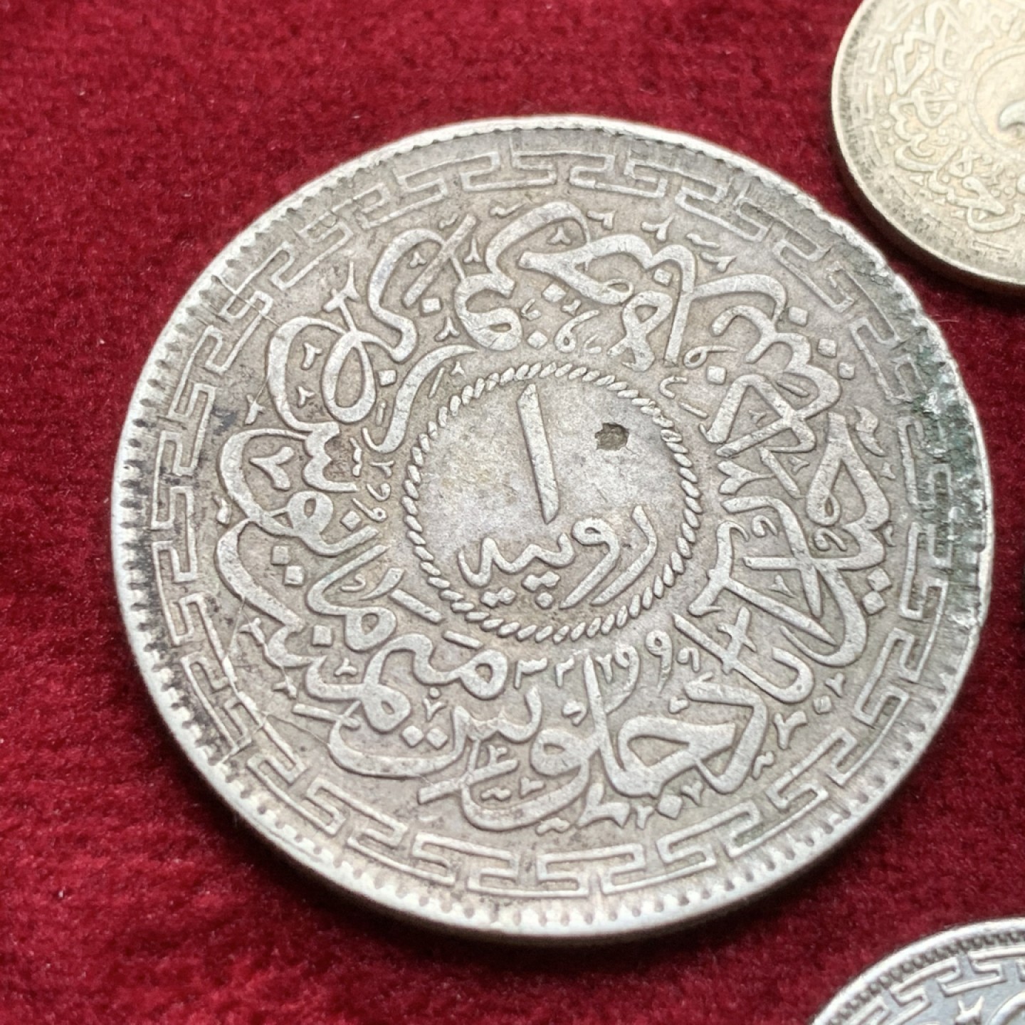 《竞宝斋》第91场-本周日，周一2场连拍（全场不限金额包邮） 英属 印度 海得拉巴邦 银币 4枚一组