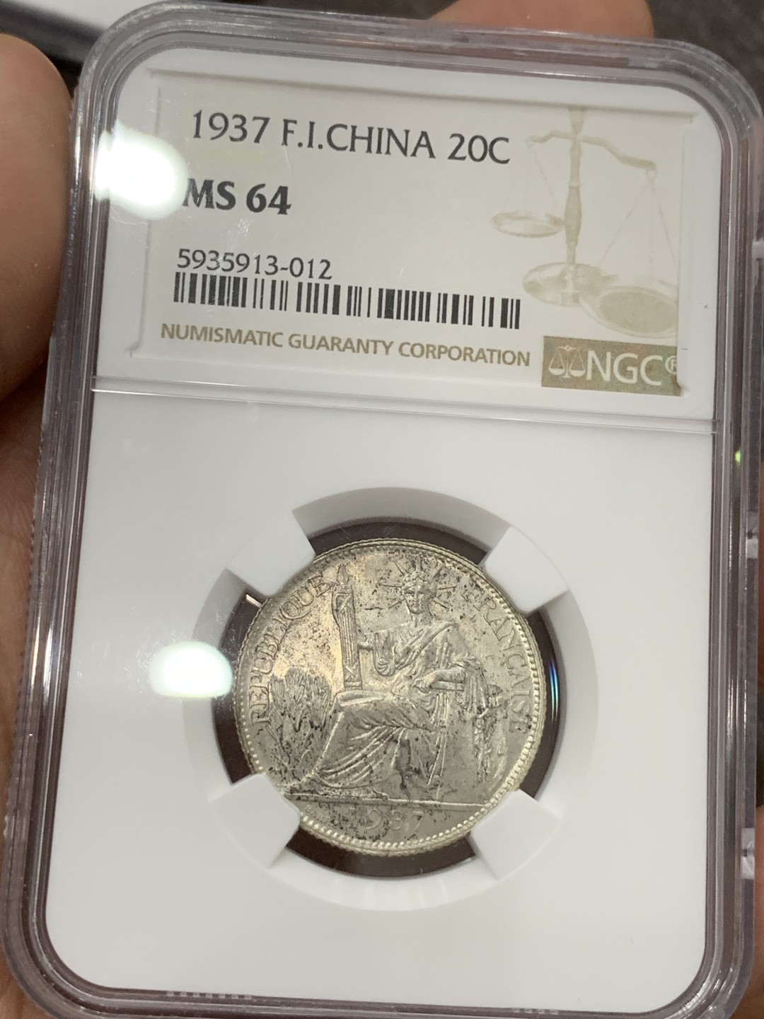 《竞宝斋》第91场-本周日，周一2场连拍（全场不限金额包邮） NGC-MS64 法属印支1937年 20C坐洋，全脸高鼻梁，64难得高分