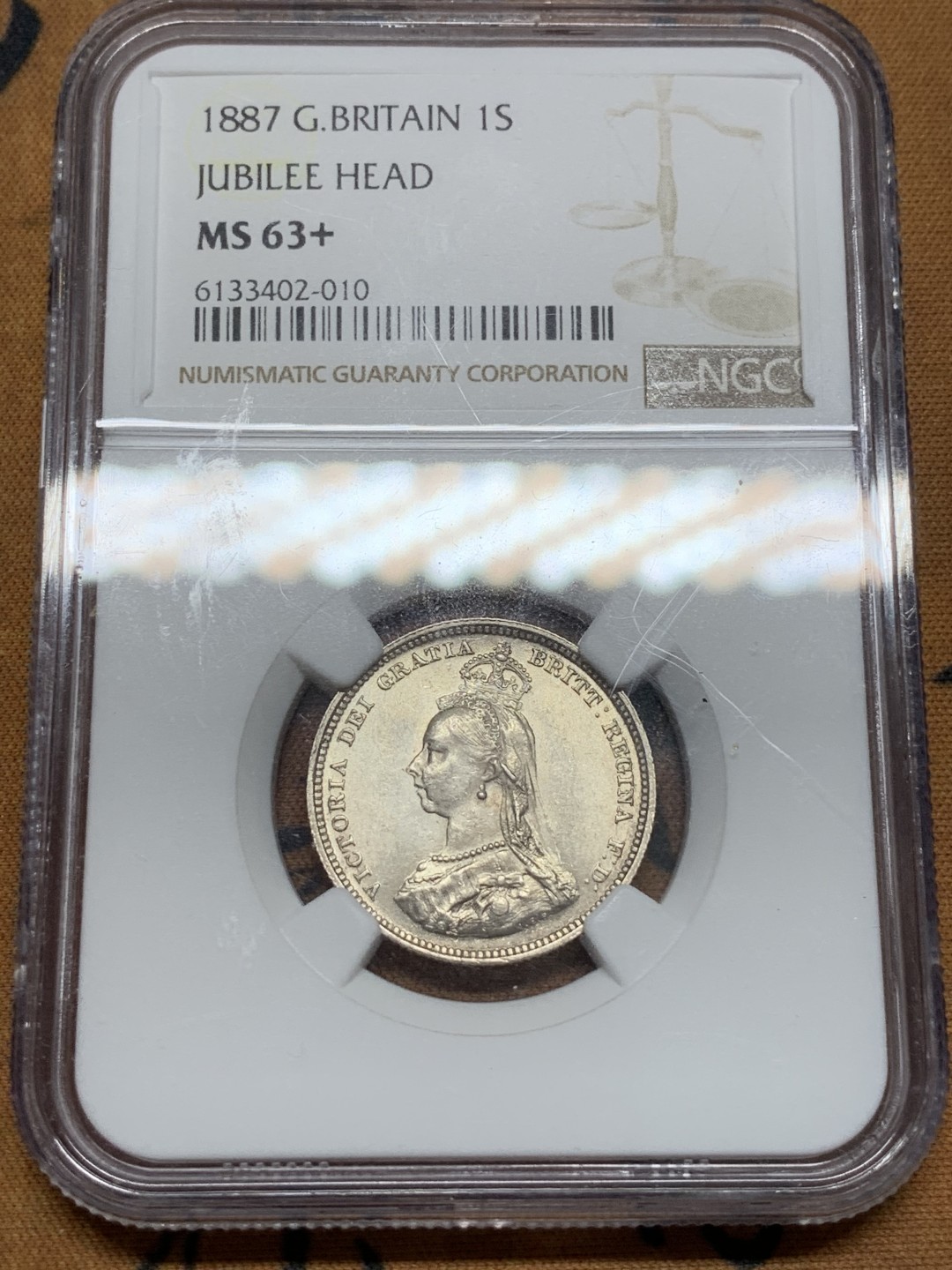 《竞宝斋》第91场-本周日，周一2场连拍（全场不限金额包邮） NGC MS63+ 英国 1887年维多利亚高冠1先令