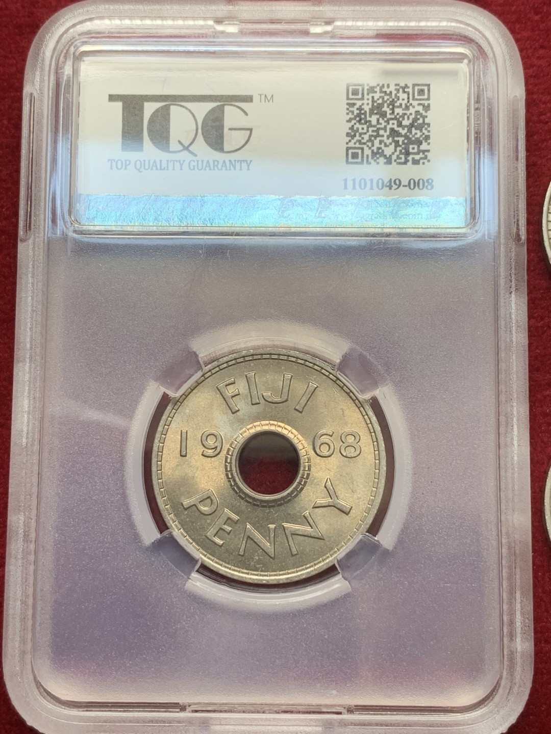 《竞宝斋》第91场-本周日，周一2场连拍（全场不限金额包邮） TQG评级MS66+UNC 5枚合拍 斐济 1便士 中孔流通币 各个年份都有 品相很棒 