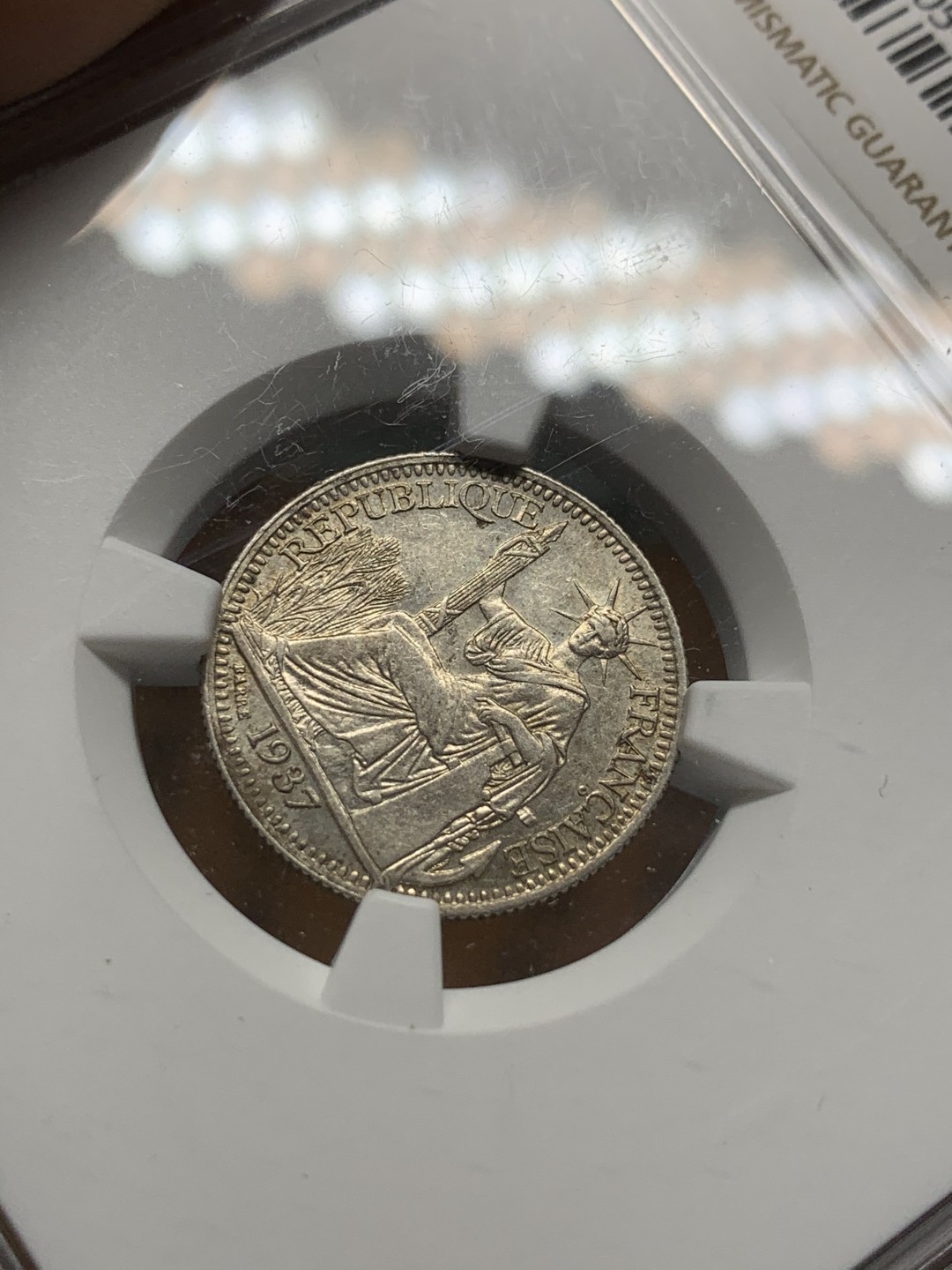 《竞宝斋》第91场-本周日，周一2场连拍（全场不限金额包邮） NGC AU55 法属印度支那1937年坐洋10分银币